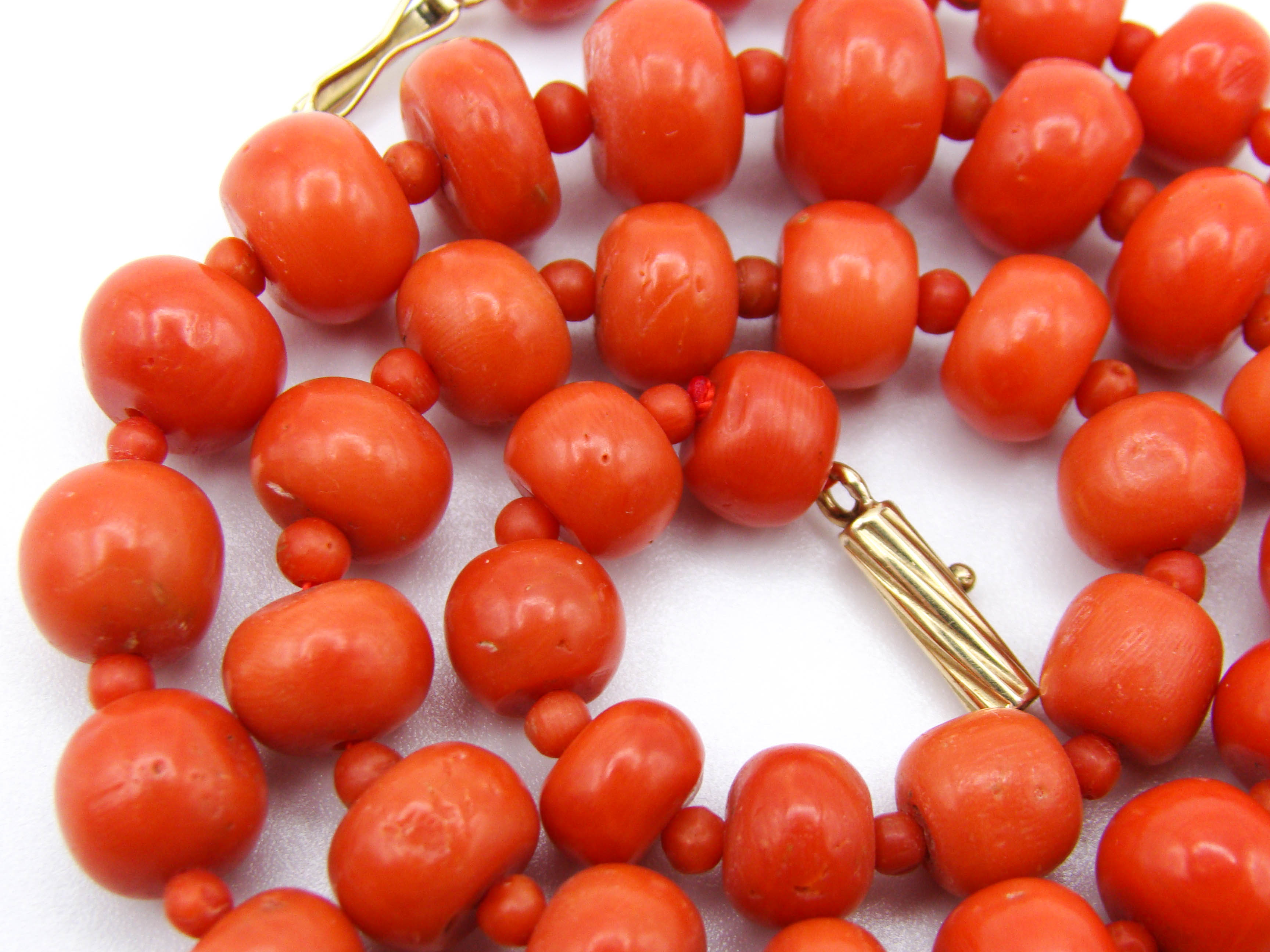antique coral, natural coral, undyed coral, dark red coral, blood red coral, Italian coral, pacific coral, Sardinian Coral, red coral, sea coral, Mediterranean necklace, Mediterranean coral, Mediterranean chain, coral beads, handcarved, aka red, handcarved, 14 karat gold clasp