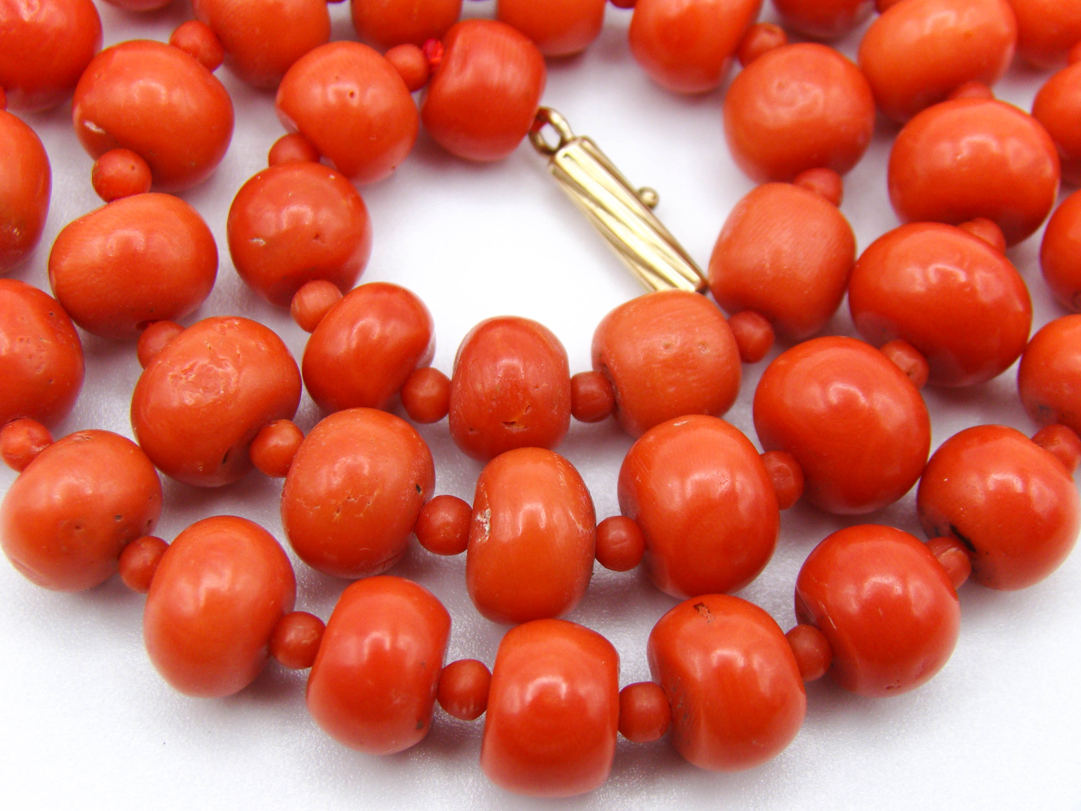 antique coral, natural coral, undyed coral, dark red coral, blood red coral, Italian coral, pacific coral, Sardinian Coral, red coral, sea coral, Mediterranean necklace, Mediterranean coral, Mediterranean chain, coral beads, handcarved, aka red, handcarved, 14 karat gold clasp