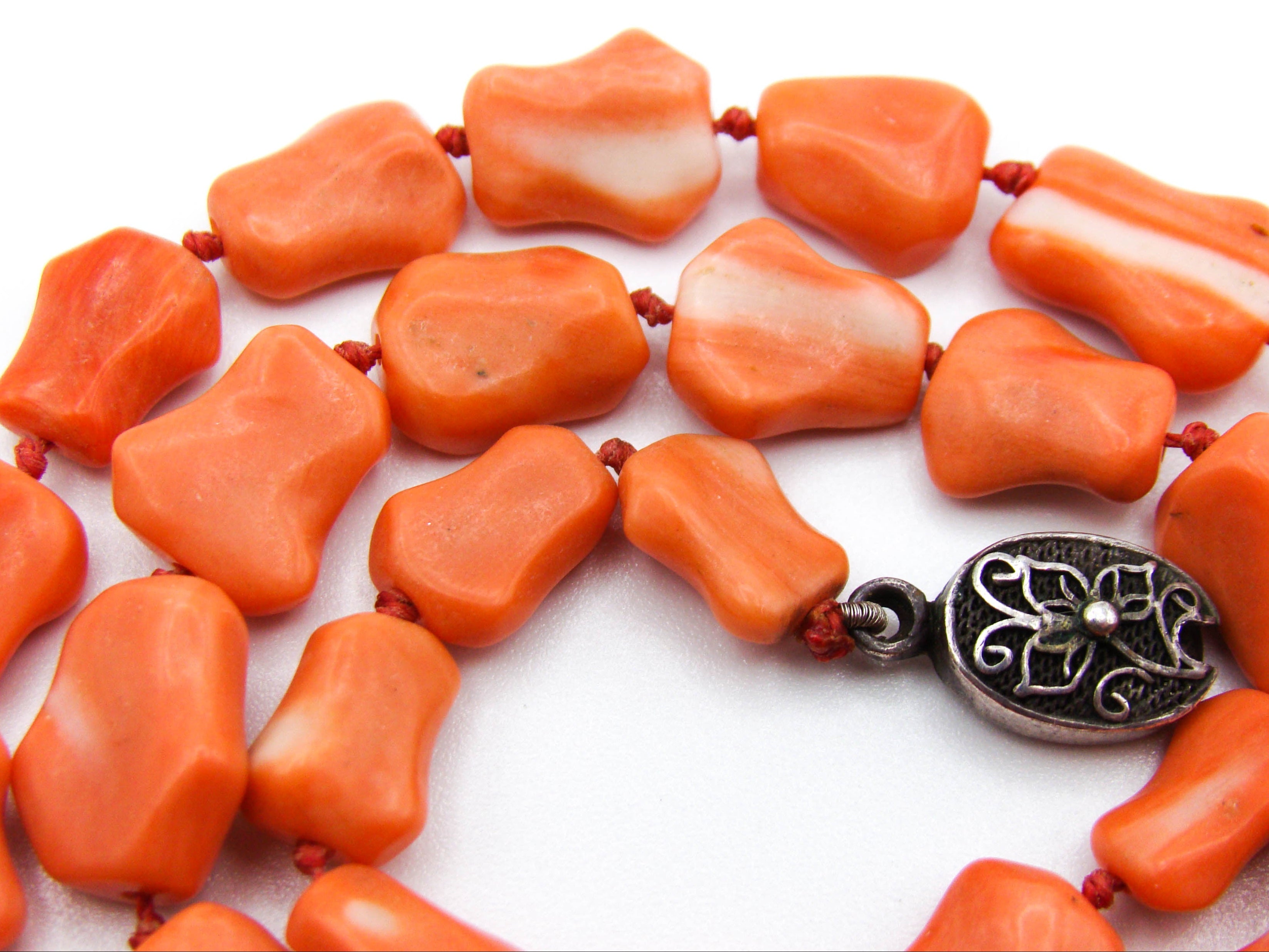 antique coral, natural coral, undyed coral, momo salmon coral, Italian coral, pacific coral, Sardinian Coral, sea coral, Mediterranean coral, Mediterranean necklace, Mediterranean chain, coral necklace, Mediterranean momo coral, handcarved coral, momo coral, salmon coral, Sterling silver clasp