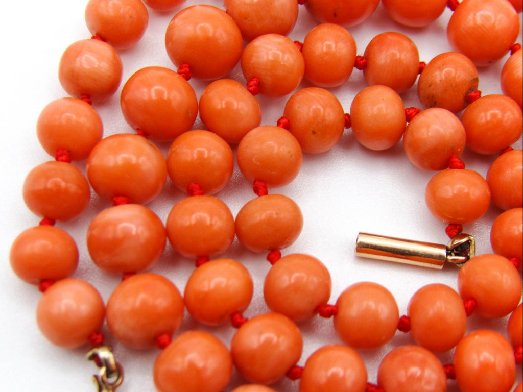 antique coral, natural coral, undyed coral, dark orange coral, Italian coral, pacific coral, Sardinian Coral, sea coral, Mediterranean coral, Mediterranean necklace, Mediterranean chain, coral necklace, handcarved coral, 14 karat gold clasp, Mediterranean orange