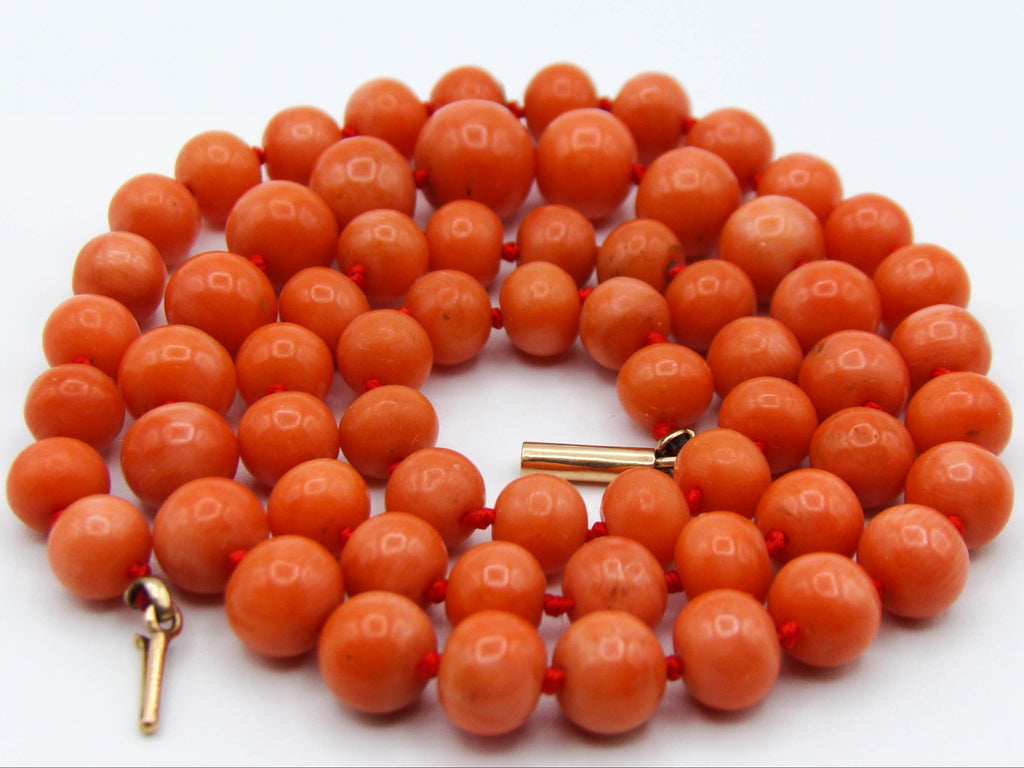 antique coral, natural coral, undyed coral, dark orange coral, Italian coral, pacific coral, Sardinian Coral, sea coral, Mediterranean coral, Mediterranean necklace, Mediterranean chain, coral necklace, handcarved coral, 14 karat gold clasp, Mediterranean orange
