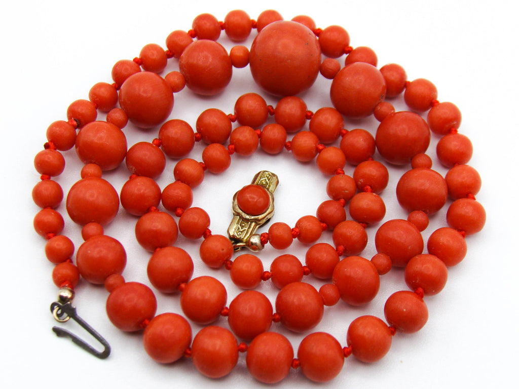 antique coral, natural coral, undyed coral, dark red coral, blood red coral, Italian coral, pacific coral, Sardinian Coral, Coral beads, Coral Rosary beads, Coral chain, Coral necklace, sea coral, aka coral, 8 karat gold clasp
