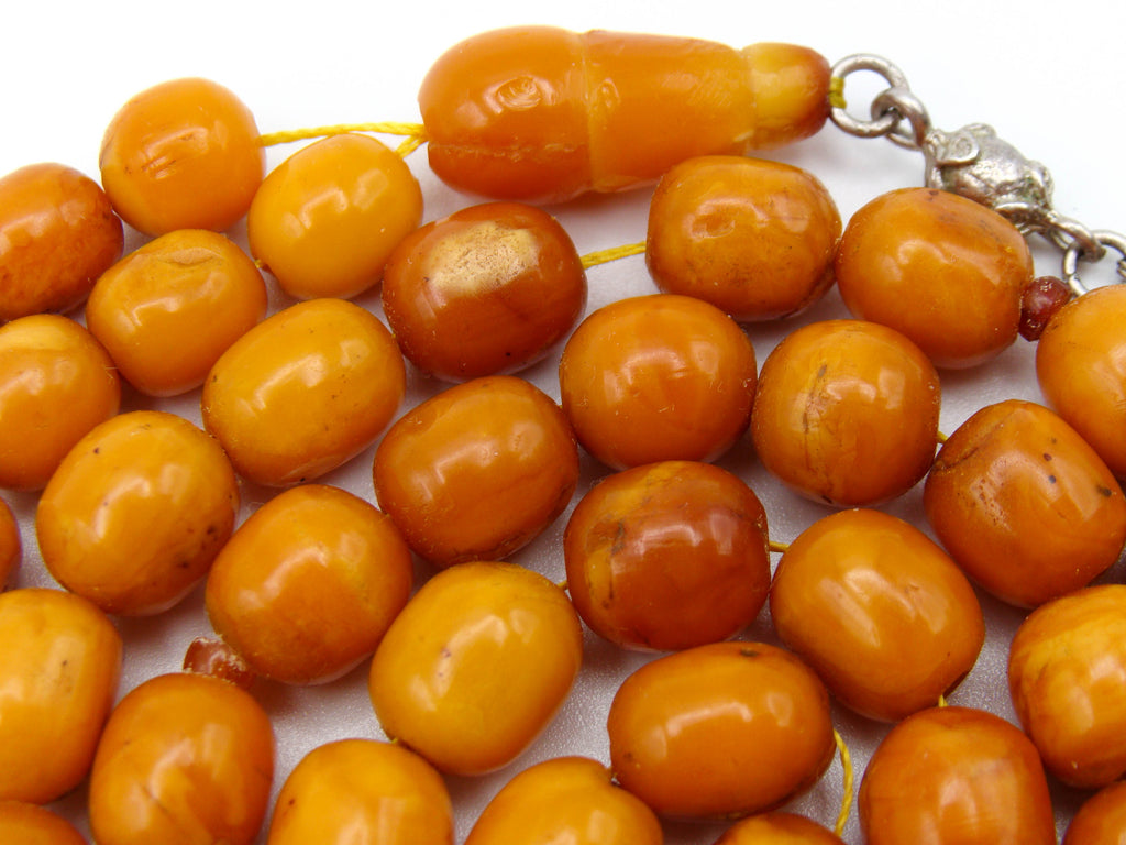 baltic amber, amber, antique, amber beads, egg Yolk, amber chain, Rosary beads, مسبحة, Masbaha, Muslim prayer beads حبيت الدورة ,العنبر الهندى