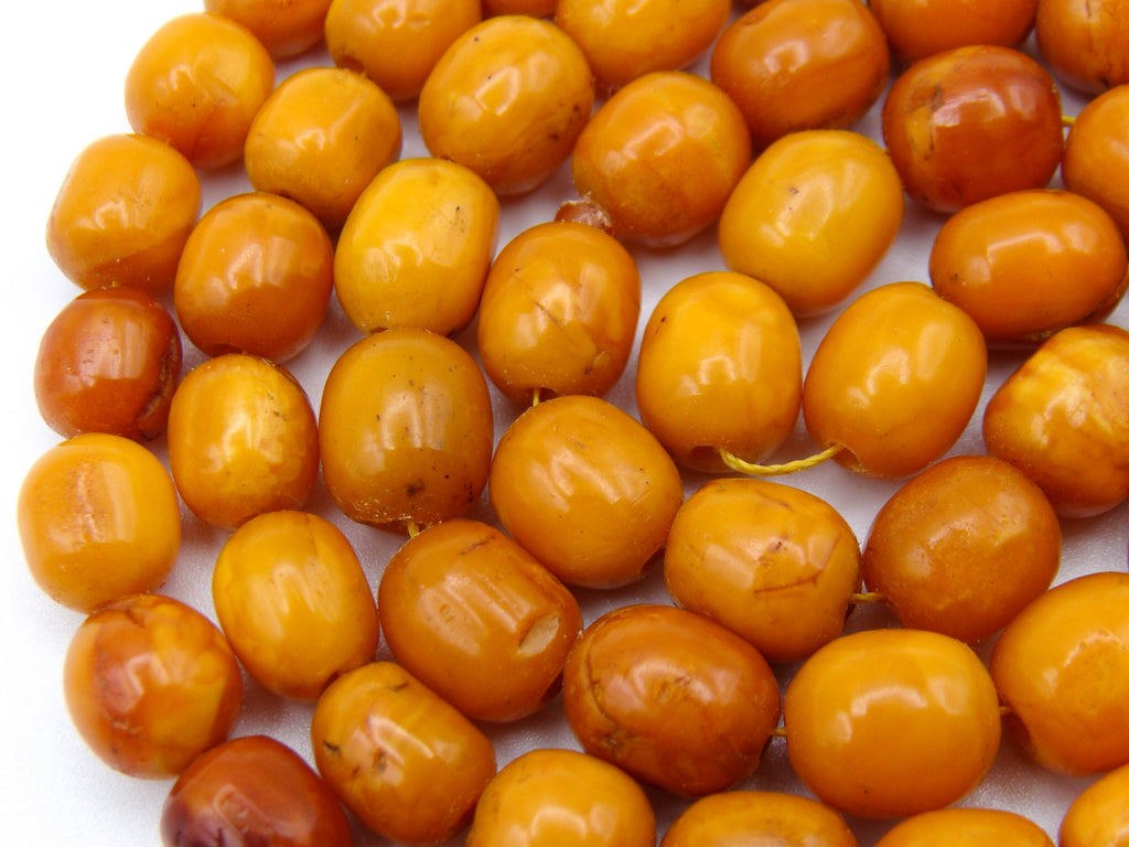 baltic amber, amber, antique, amber beads, egg Yolk, amber chain, Rosary beads, مسبحة, Masbaha, Muslim prayer beads حبيت الدورة ,العنبر الهندى