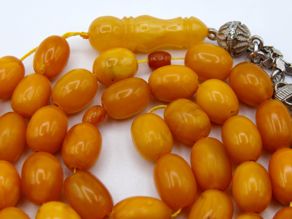 baltic amber, amber, antique, amber beads, egg Yolk, amber chain, Rosary beads, مسبحة, Masbaha, Muslim prayer beads حبيت الدورة ,العنبر الهندى