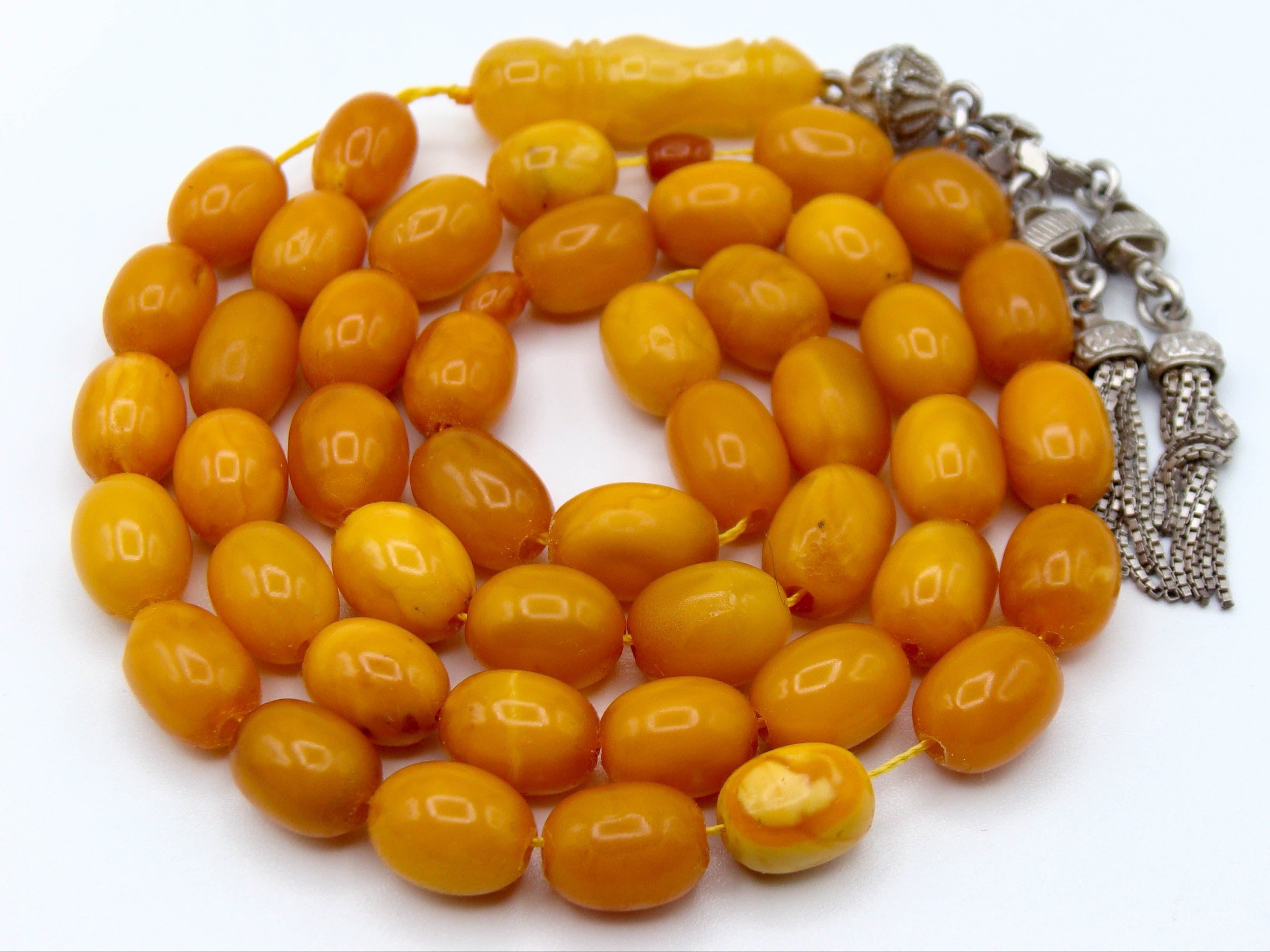 baltic amber, amber, antique, amber beads, egg Yolk, amber chain, Rosary beads, مسبحة, Masbaha, Muslim prayer beads حبيت الدورة ,العنبر الهندى