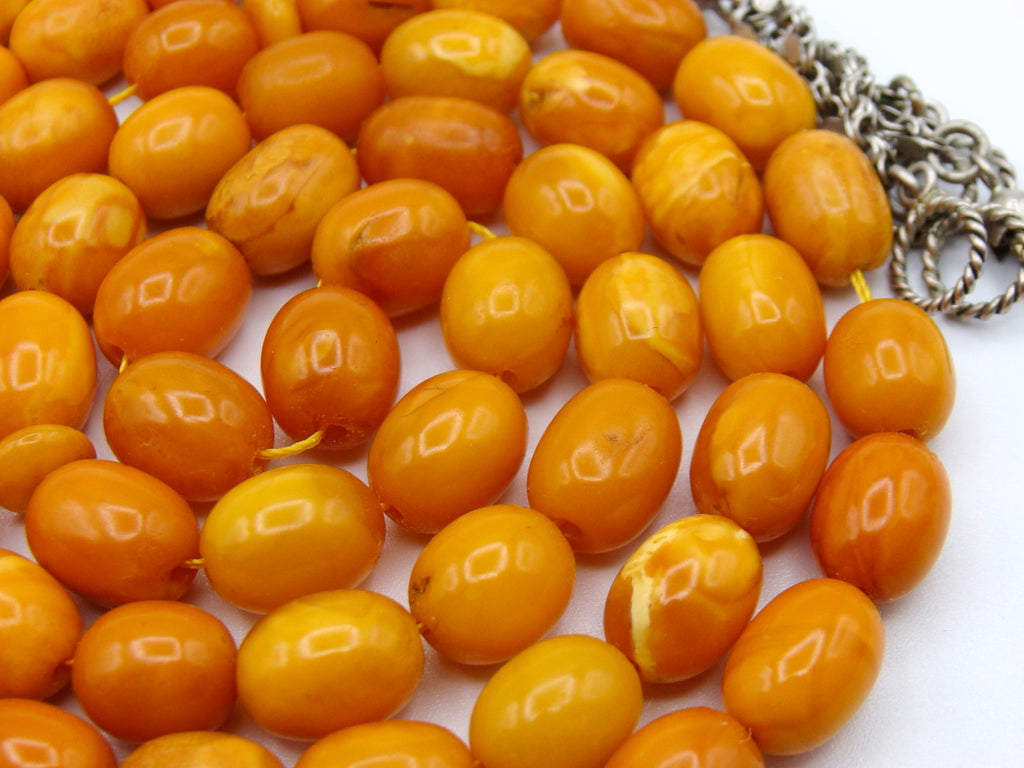 baltic amber, amber, antique, amber beads, egg Yolk, amber chain, Rosary beads, مسبحة, Masbaha, Muslim prayer beads حبيت الدورة ,العنبر الهندى