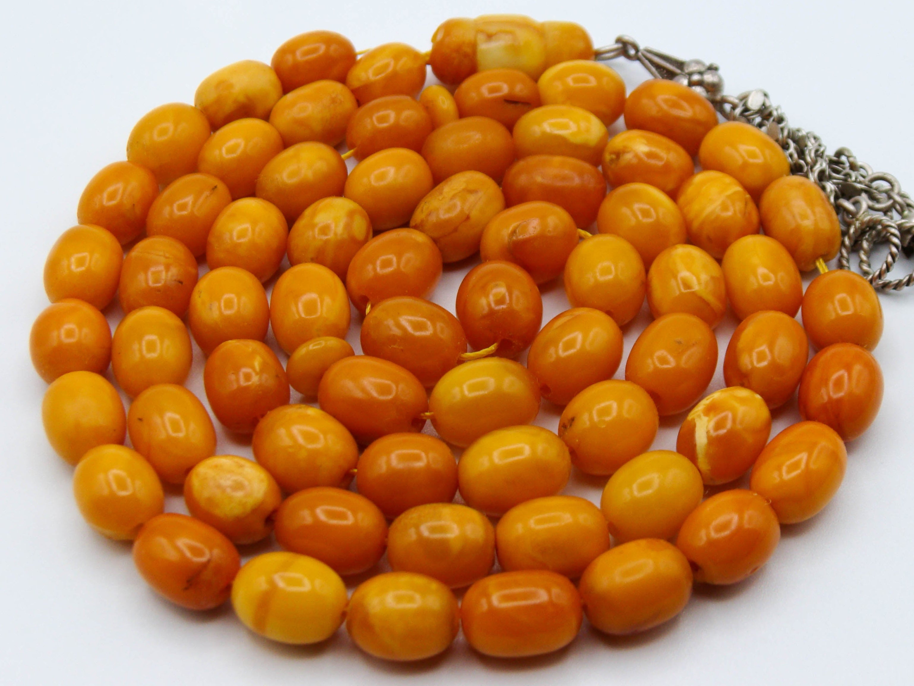 baltic amber, amber, antique, amber beads, egg Yolk, amber chain, Rosary beads, مسبحة, Masbaha, Muslim prayer beads حبيت الدورة ,العنبر الهندى