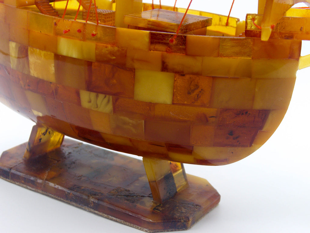 baltic amber, amber, antique, amber beads, egg Yolk, Muslim amber, ship, boat