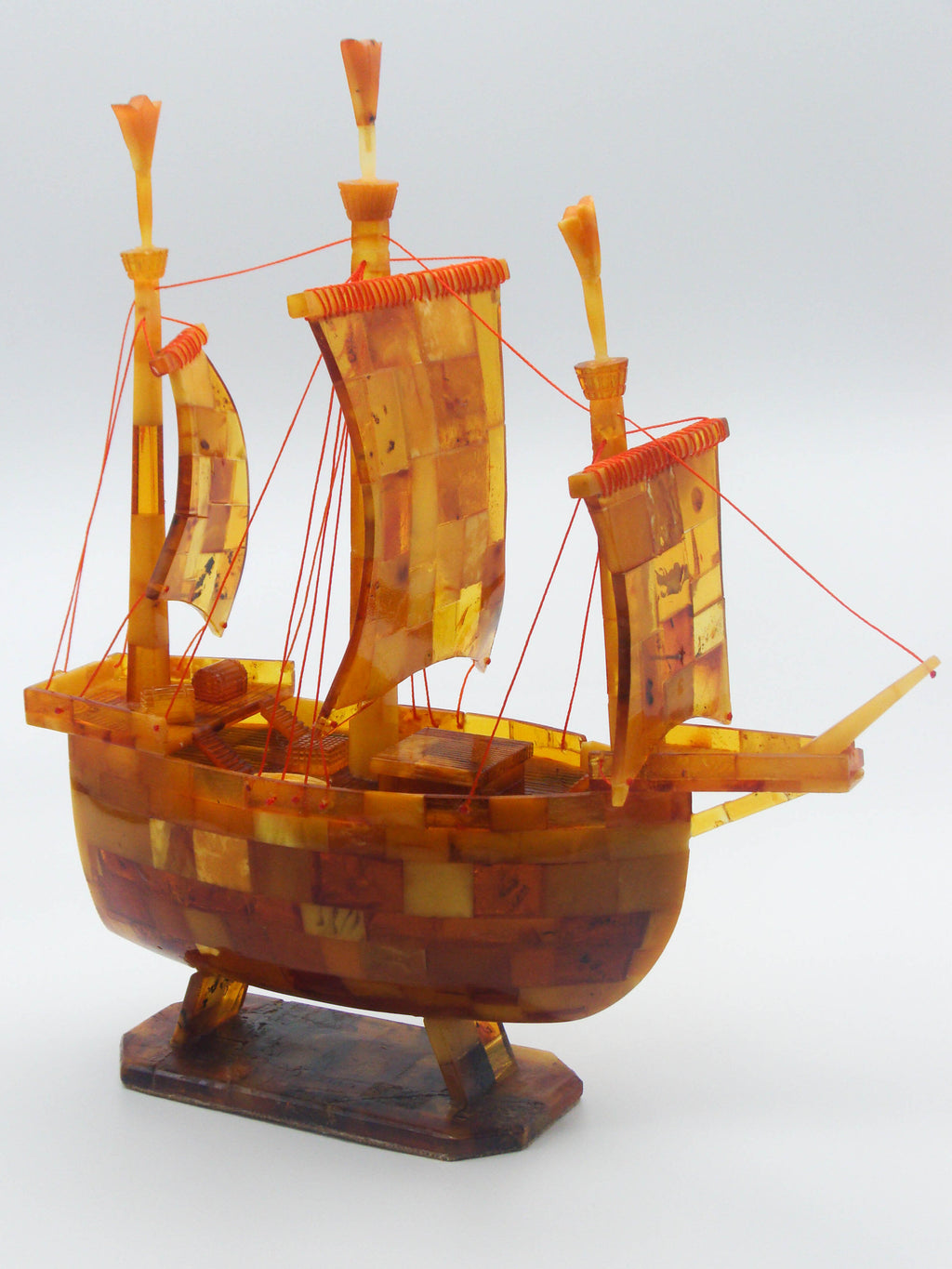 baltic amber, amber, antique, amber beads, egg Yolk, Muslim amber, ship, boat