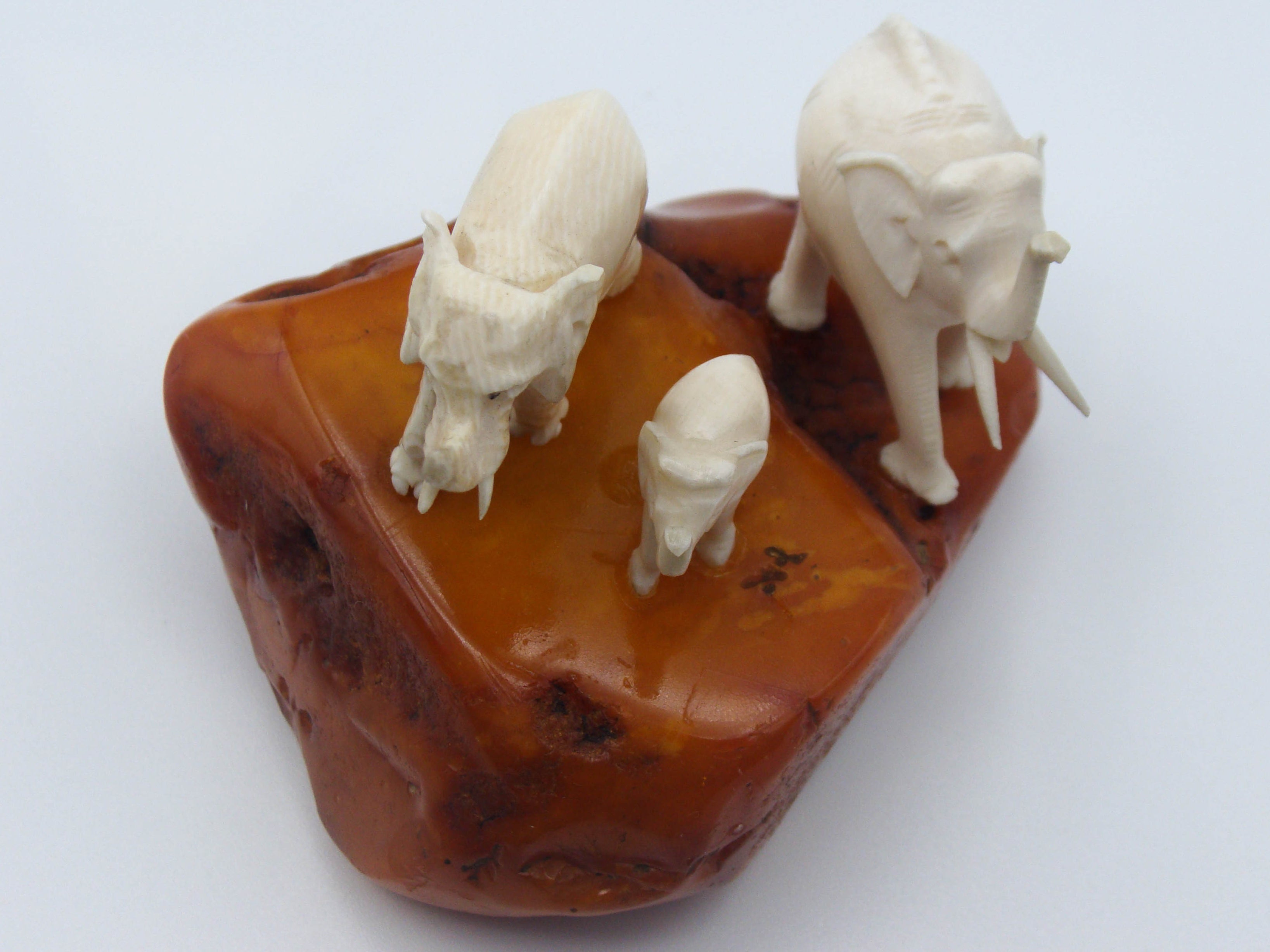 baltic amber, amber, antique, amber stone, egg Yolk, Muslim amber, raw amber