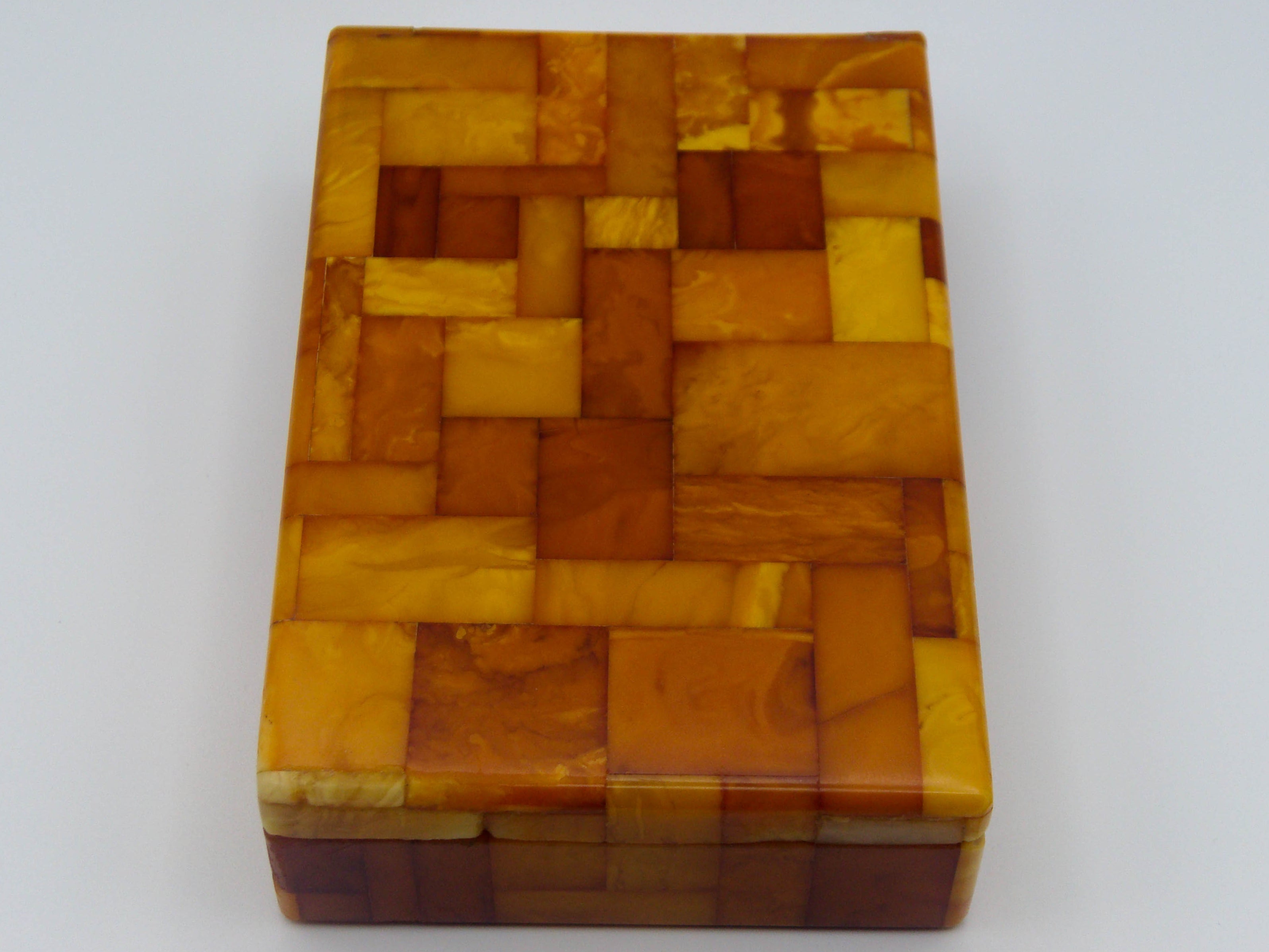 baltic amber, amber, antique, amber Box, egg Yolk,Königsberg