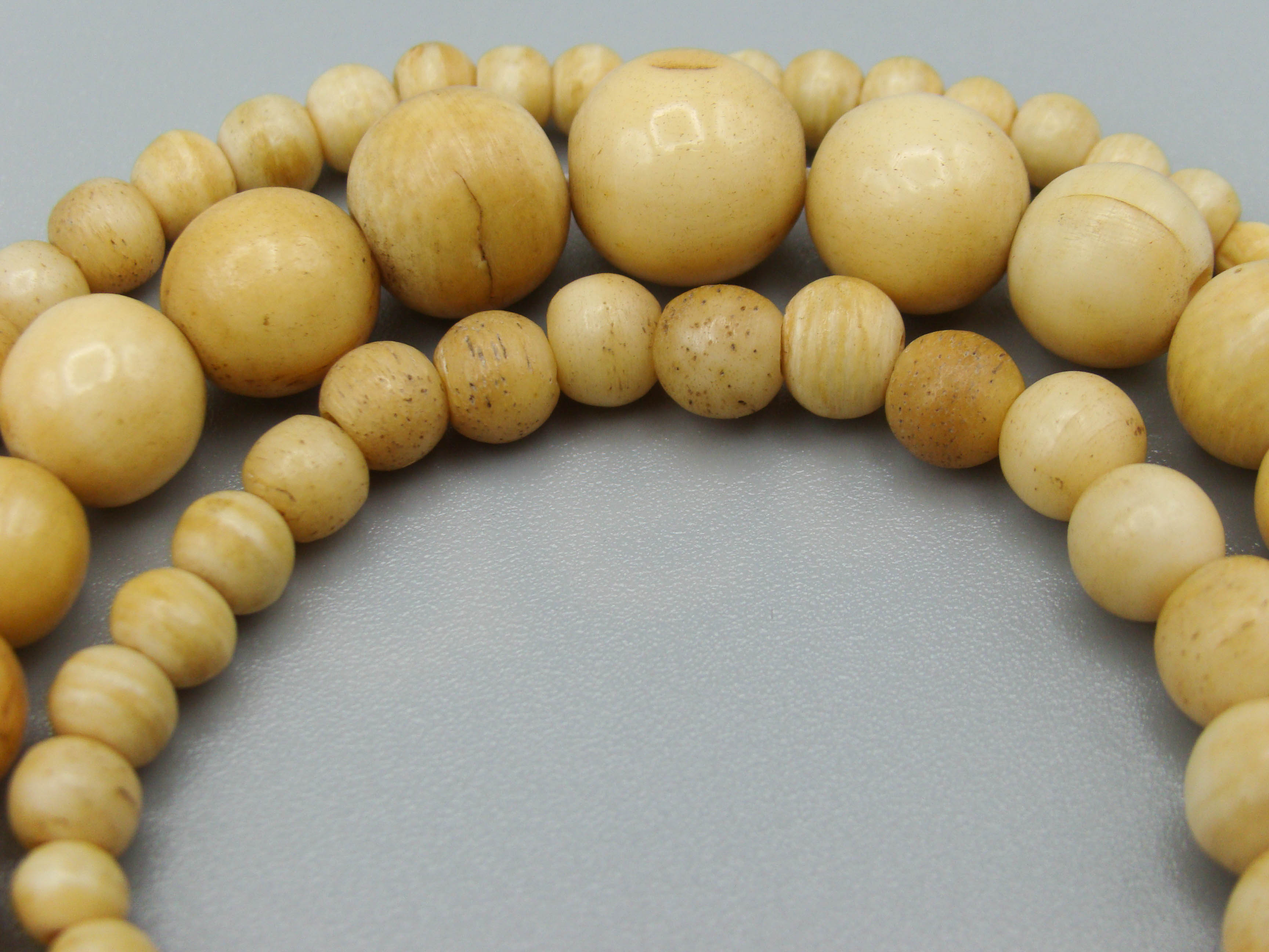 Antique Bone, Natural Bone, Animal bone, Bone necklace, Mediterranean bone, handcarved bone, Asien bone