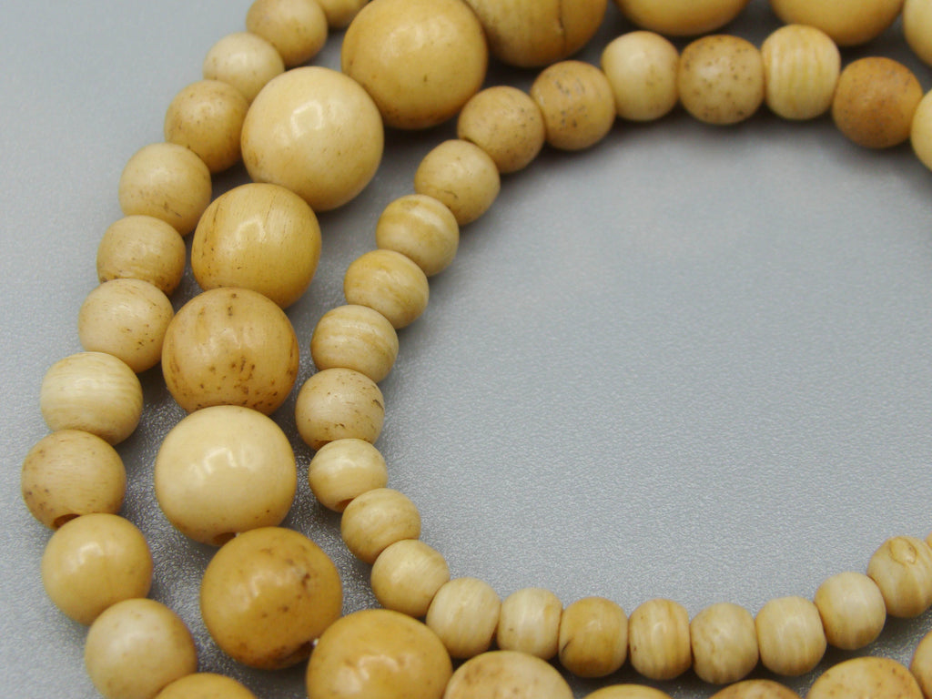 Antique Bone, Natural Bone, Animal bone, Bone necklace, Mediterranean bone, handcarved bone, Asien bone