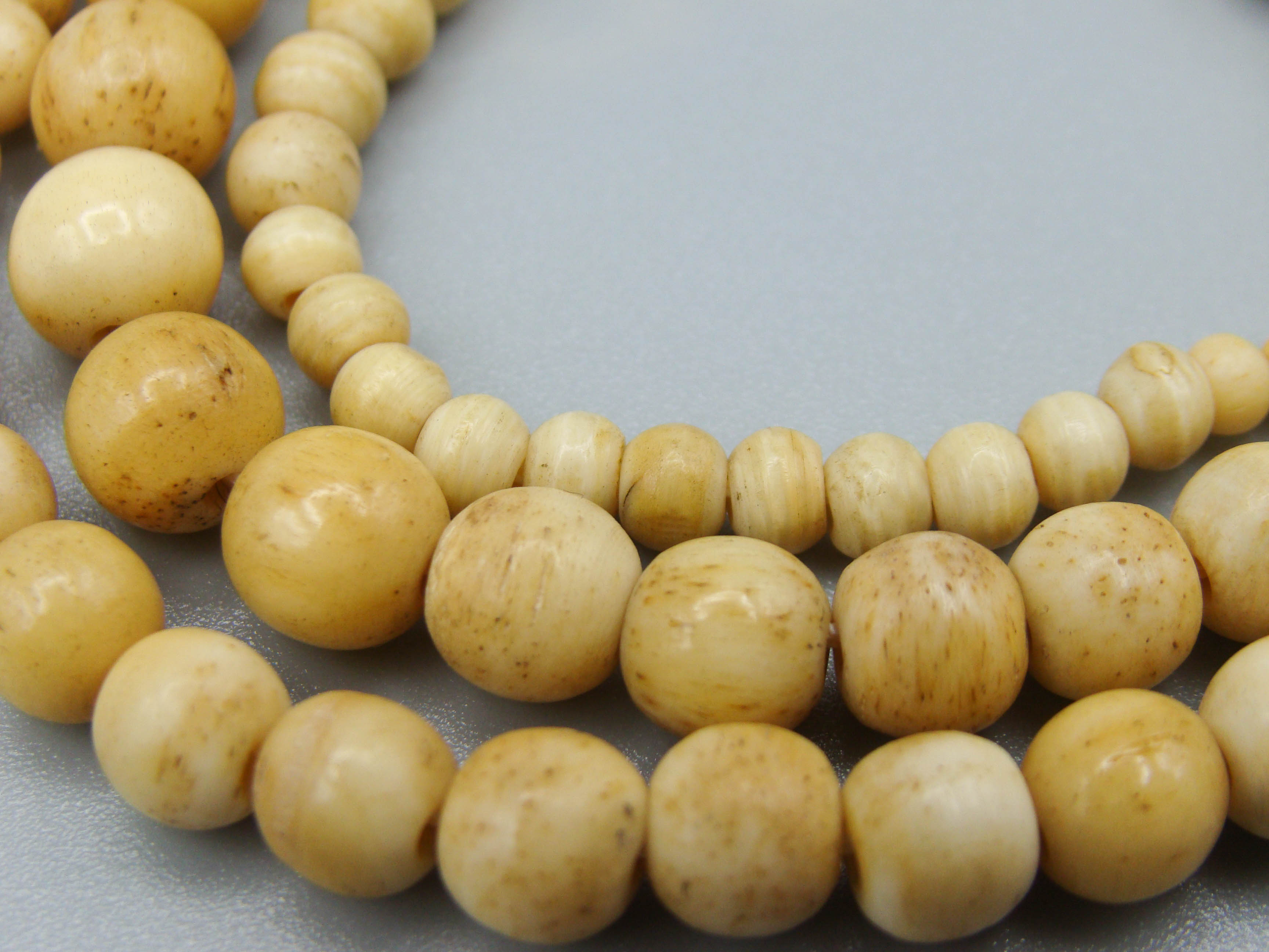 Antique Bone, Natural Bone, Animal bone, Bone necklace, Mediterranean bone, handcarved bone, Asien bone