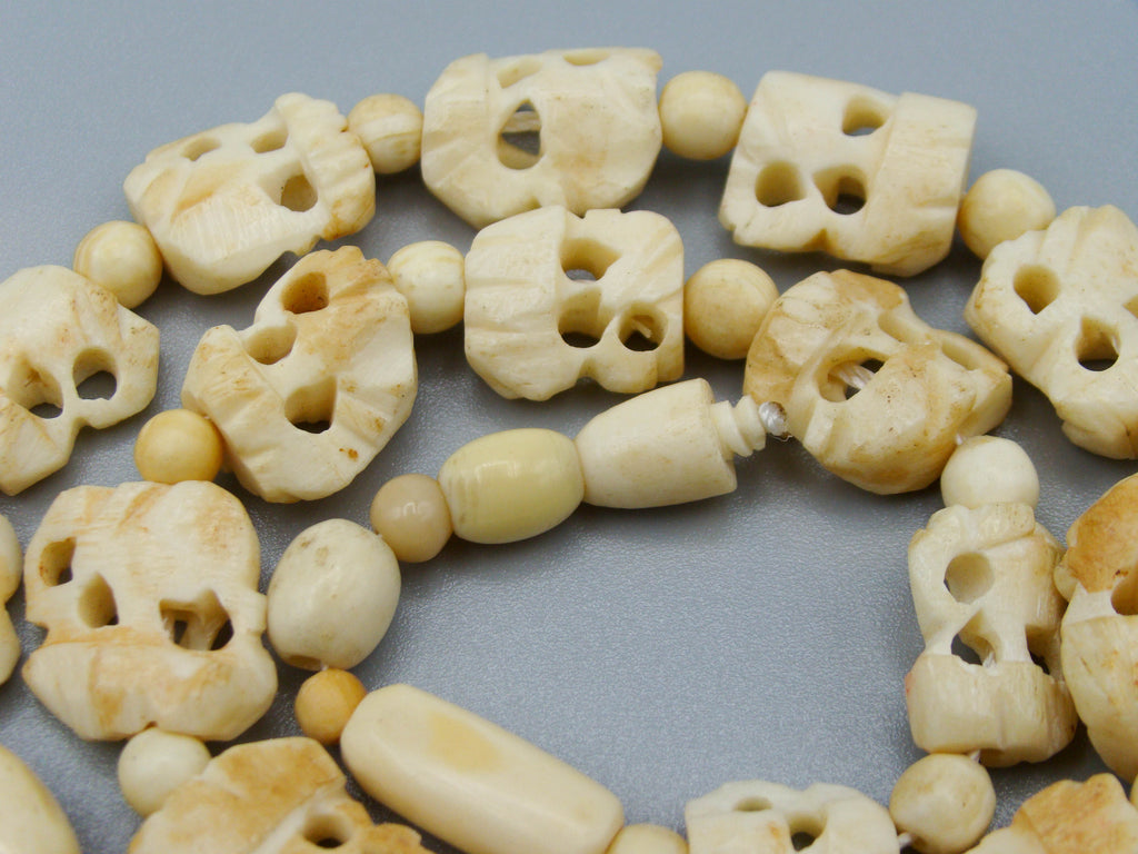 Antique Ivory, Natural Ivory, Ivory Necklace, Mediterranean Ivory, handcarved Ivory, Asien Ivory, Elephant Ivory