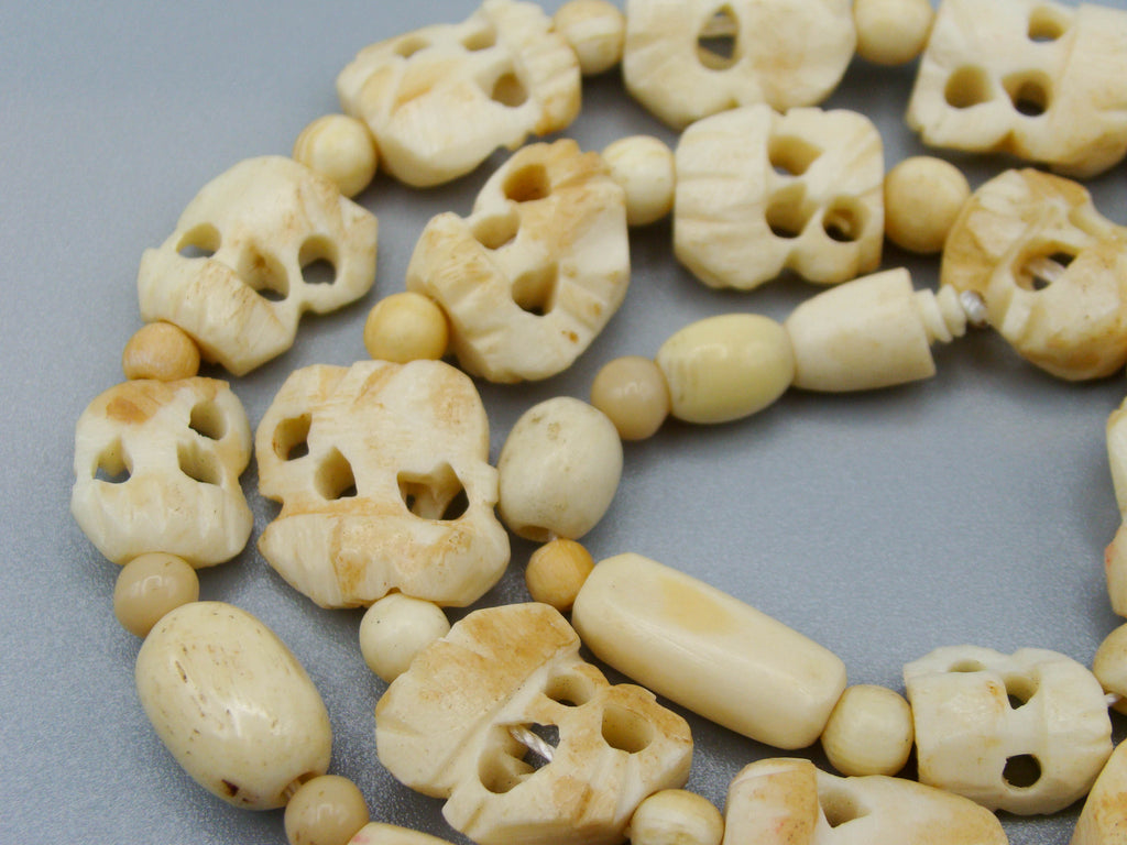Antique Ivory, Natural Ivory, Ivory Necklace, Mediterranean Ivory, handcarved Ivory, Asien Ivory, Elephant Ivory