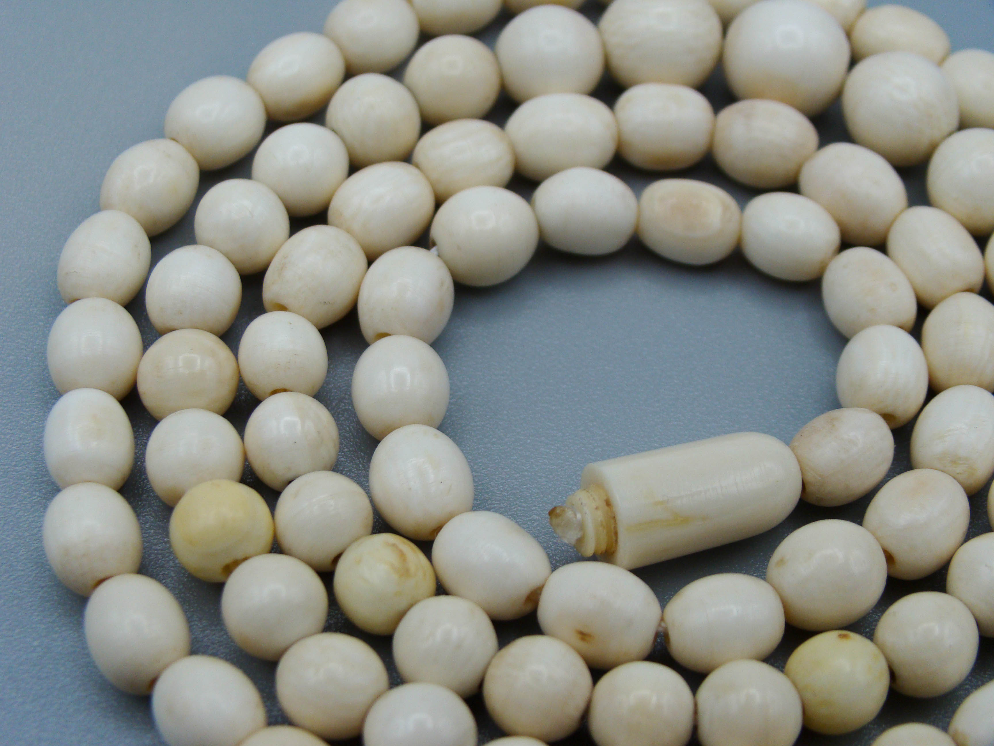 Antique Ivory, Natural Ivory, Elephant Ivory, Ivory necklace, Mediterranean Ivory, handcarved bone, Asien Ivory