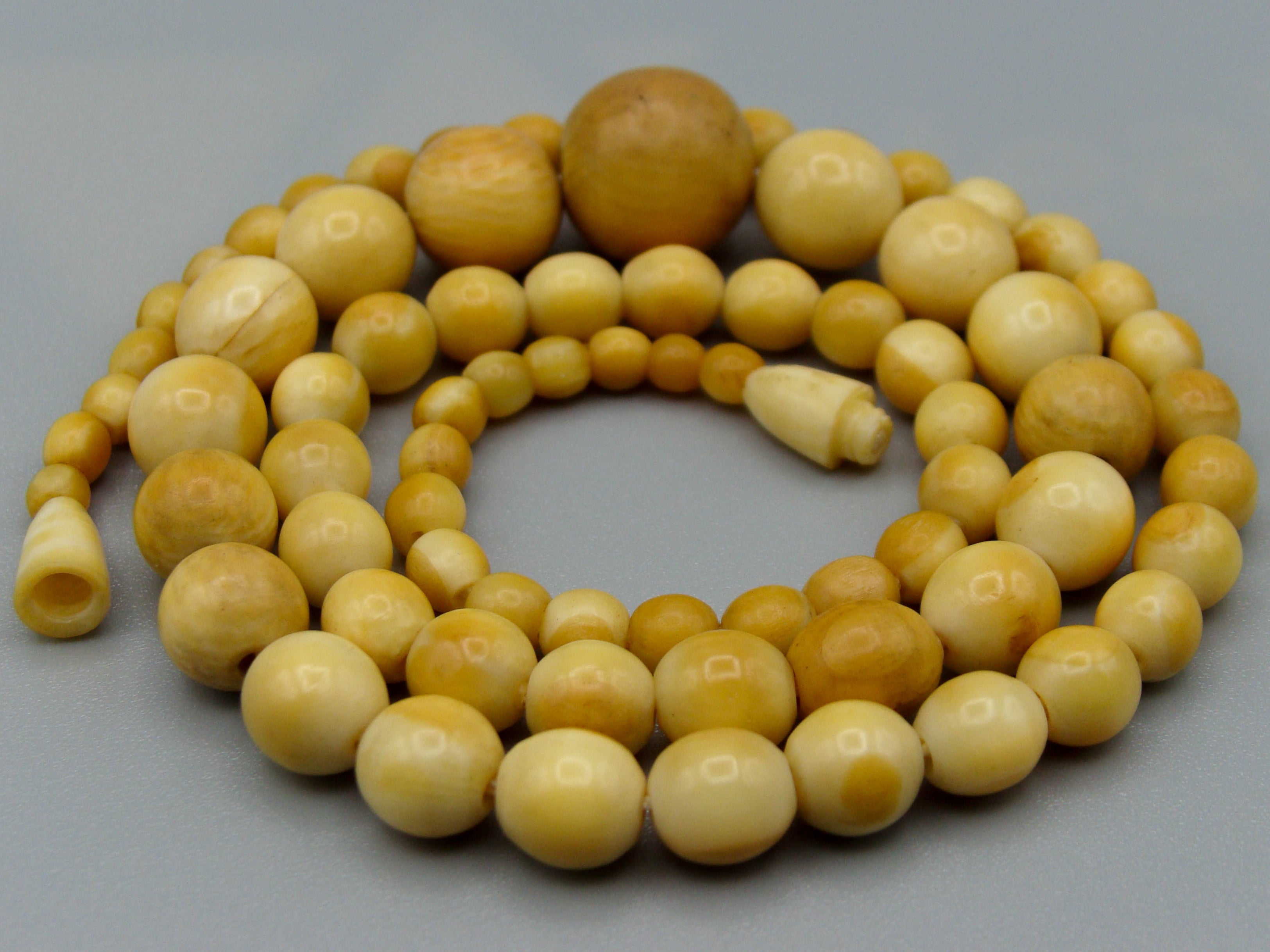 Antique Ivory, Natural Ivory, Ivory Necklace, Mediterranean Ivory, handcarved Ivory, Asien Ivory, Elephant Ivory, Ivory Chain