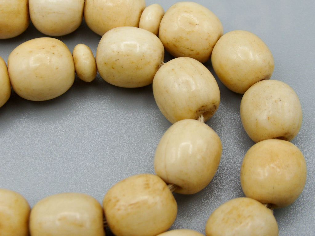 Antique Ivory, Natural Ivory, Mediterranean Ivory, handcarved Ivory, Asien Ivory, Elephant Ivory, Ivory Chain, Ivory necklace, Ivory Rosary, Rosary beads,  مسبحة, Masbaha, Muslim prayer beads
