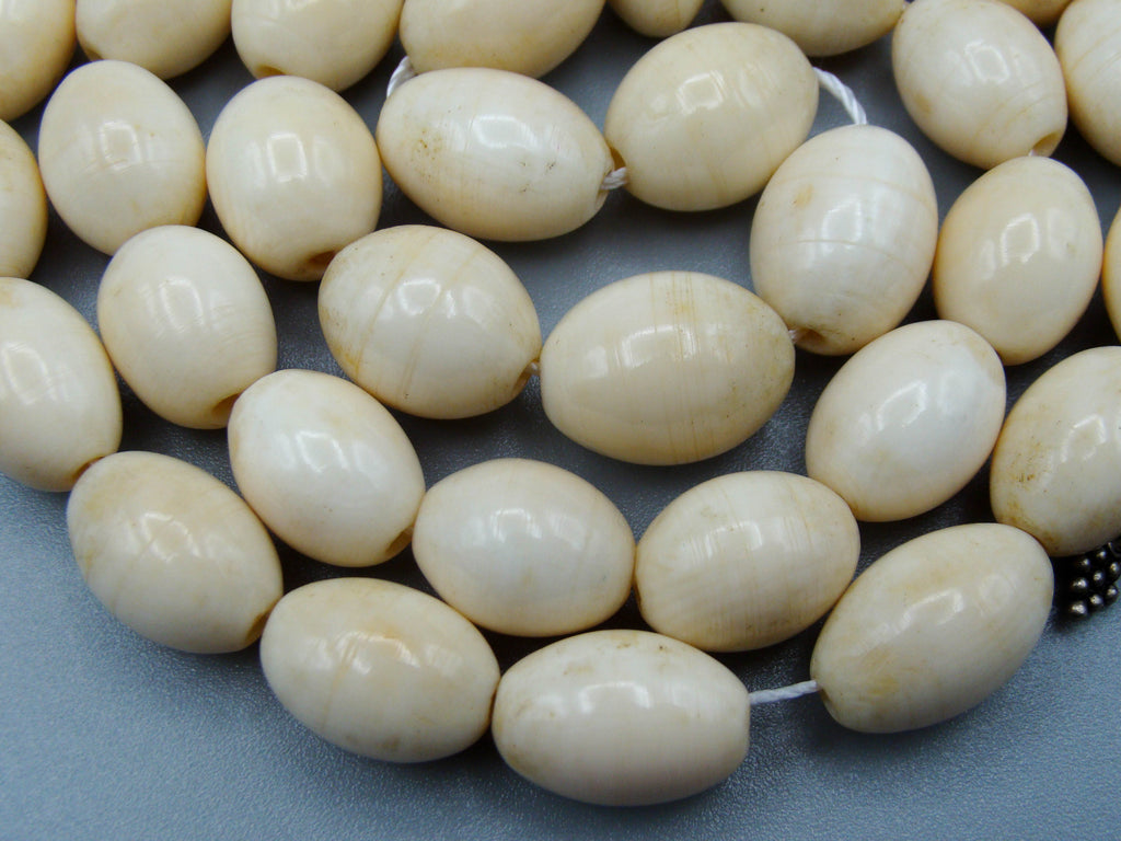 Antique Ivory, Natural Ivory, Mediterranean Ivory, handcarved Ivory, Asien Ivory, Elephant Ivory, Ivory Chain, Ivory necklace, Ivory Rosary, Rosary beads,  مسبحة, Masbaha, Muslim prayer beads, Sterling Silver