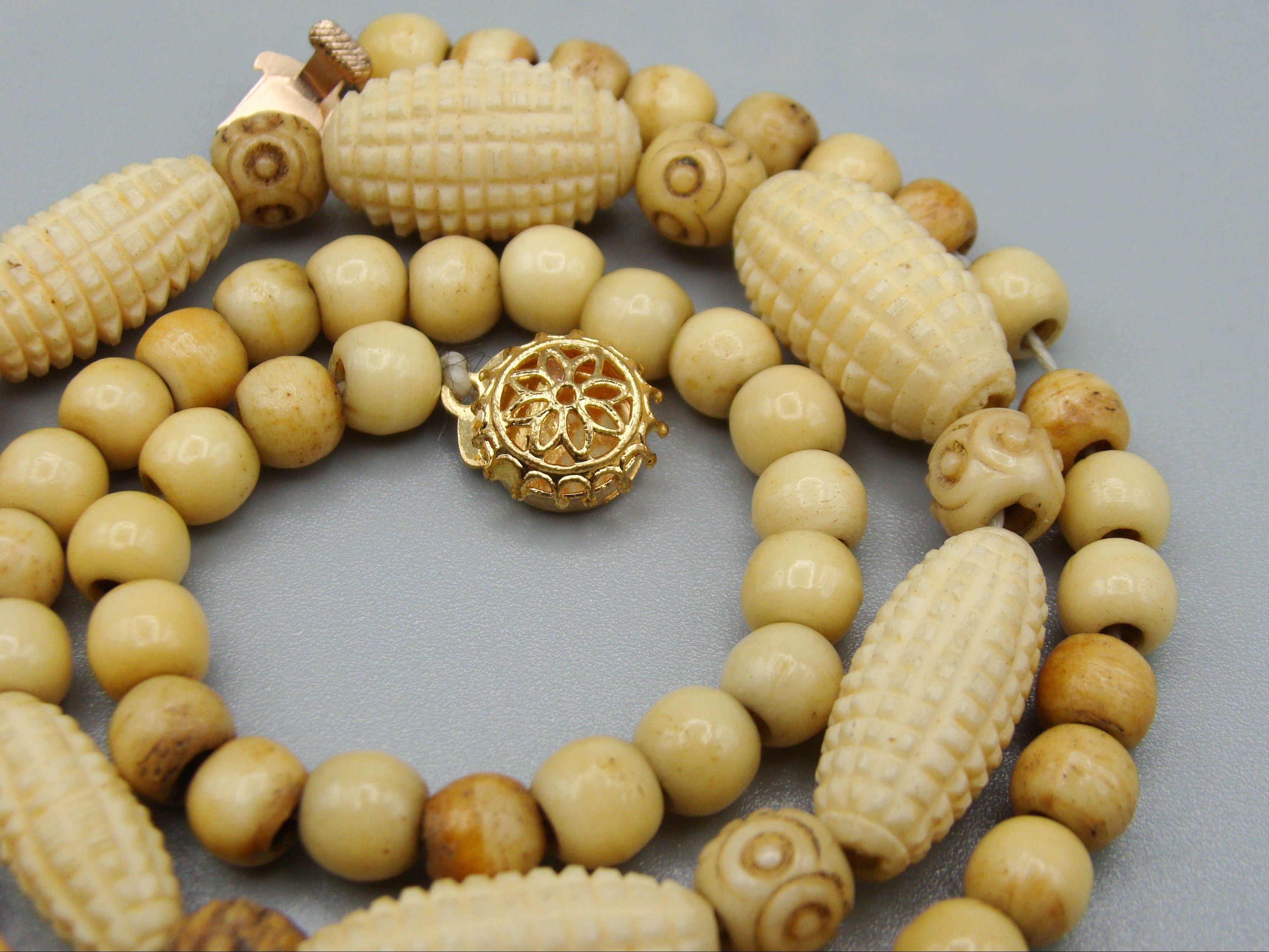 Antique Ivory, Natural Ivory, Ivory Necklace, Mediterranean Ivory, handcarved Ivory, Asien Ivory, Elephant Ivory, Ivory Chain