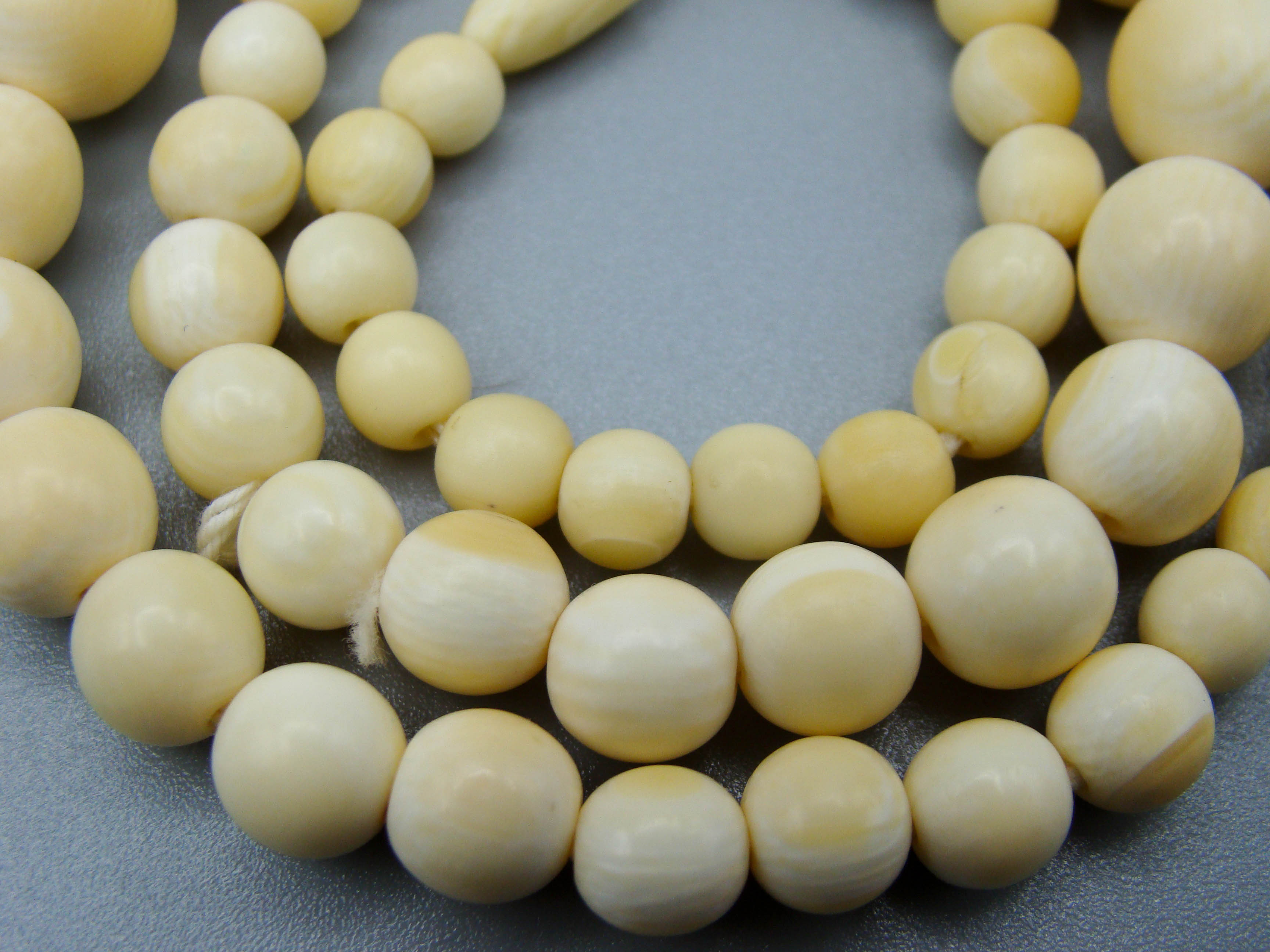 Antique Ivory, Natural Ivory, Ivory Necklace, Mediterranean Ivory, handcarved Ivory, Asien Ivory, Elephant Ivory, Ivory Chain
