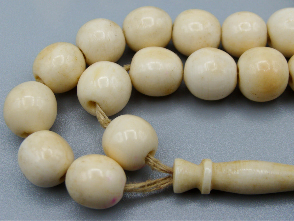 Antique Ivory, Natural Ivory, Mediterranean Ivory, handcarved Ivory, Asien Ivory, Elephant Ivory, Ivory Chain, Ivory necklace, Ivory Rosary, Rosary beads,  مسبحة, Masbaha, Muslim prayer beads