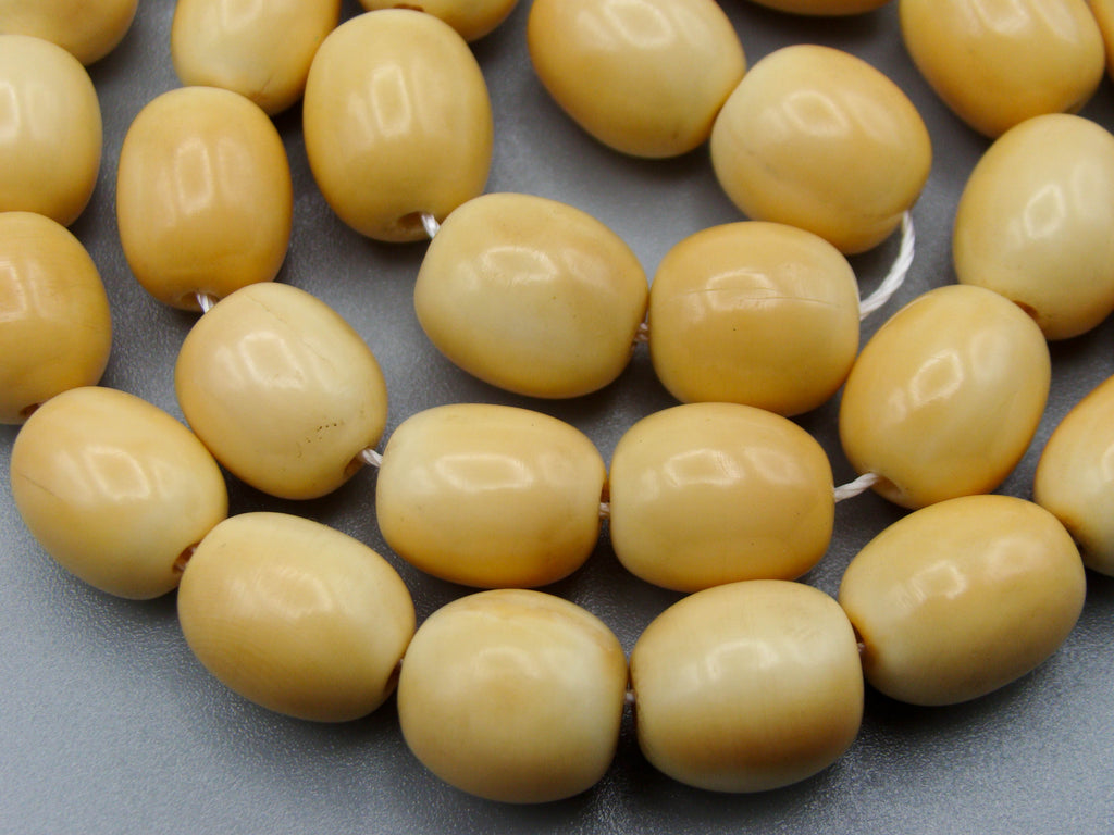 Antique Ivory, Natural Ivory, Mediterranean Ivory, handcarved Ivory, Asien Ivory, Elephant Ivory, Ivory Chain, Ivory necklace, Ivory Rosary, Rosary beads,  مسبحة, Masbaha, Muslim prayer beads, Sterling Silver