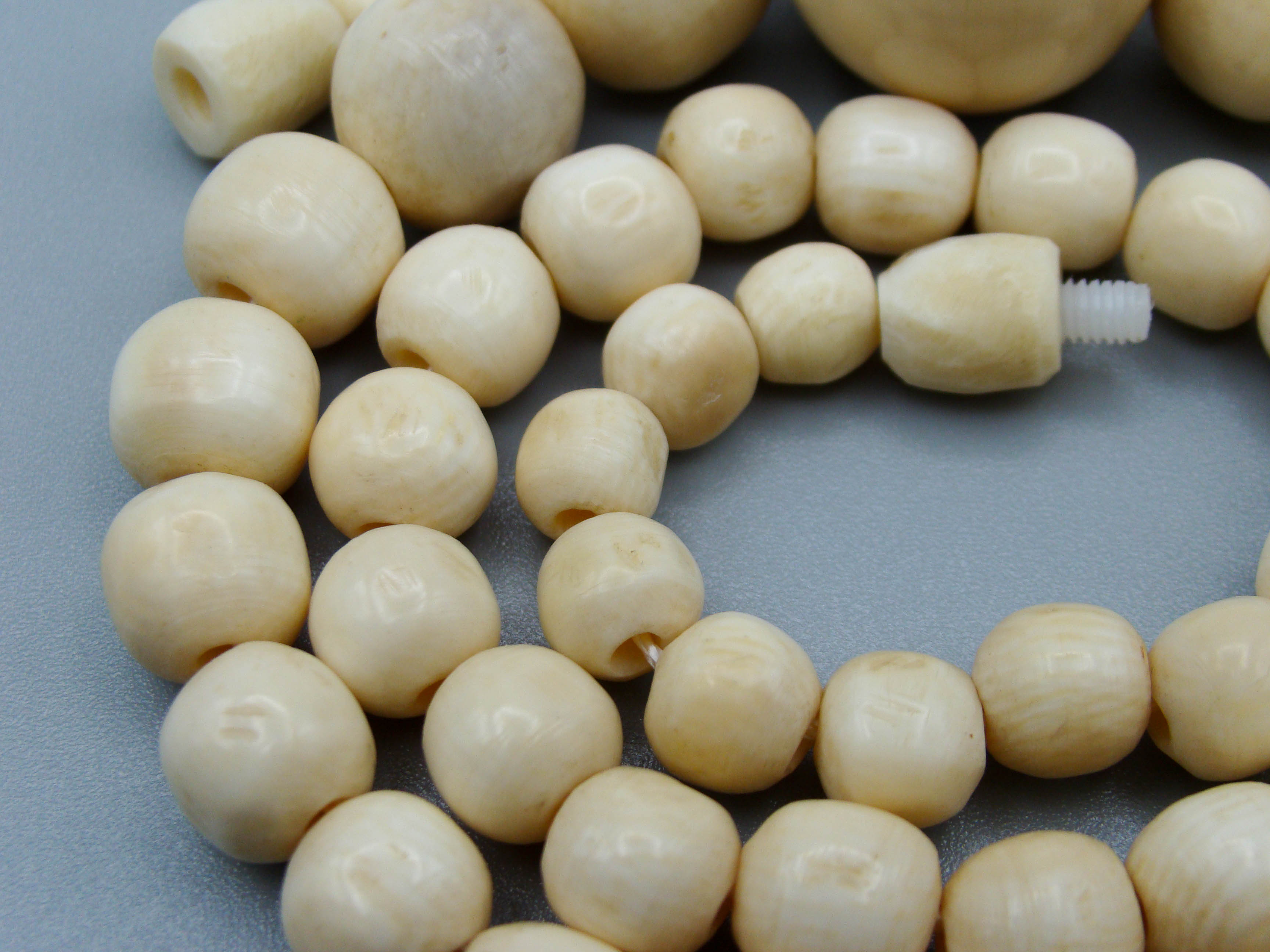 Antique Ivory, Natural Ivory, Ivory Necklace, Mediterranean Ivory, handcarved Ivory, Asien Ivory, Elephant Ivory, Ivory Chain