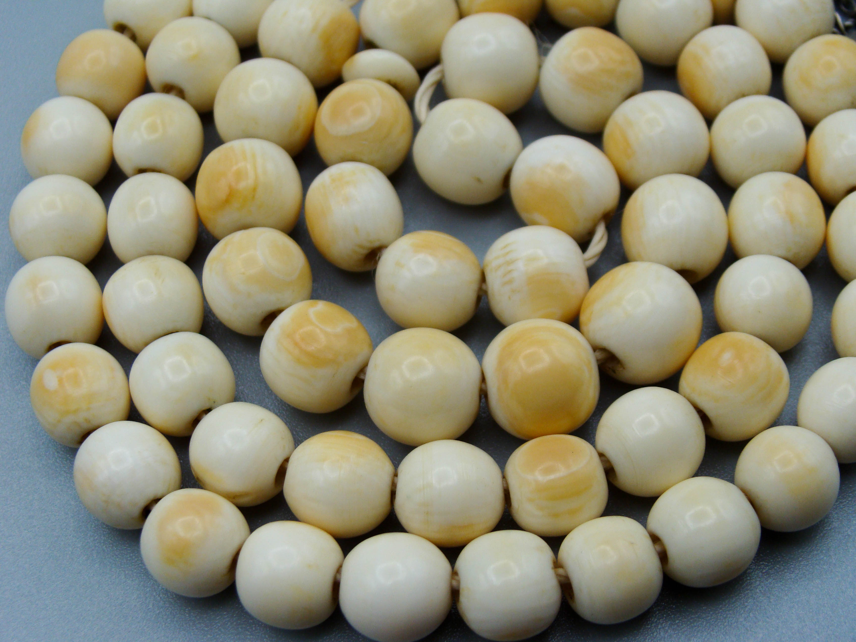 Antique Ivory, Natural Ivory, Mediterranean Ivory, handcarved Ivory, Asien Ivory, Elephant Ivory, Ivory Chain, Ivory necklace, Ivory Rosary, Rosary beads,  مسبحة, Masbaha, Muslim prayer beads, Sterling Silver