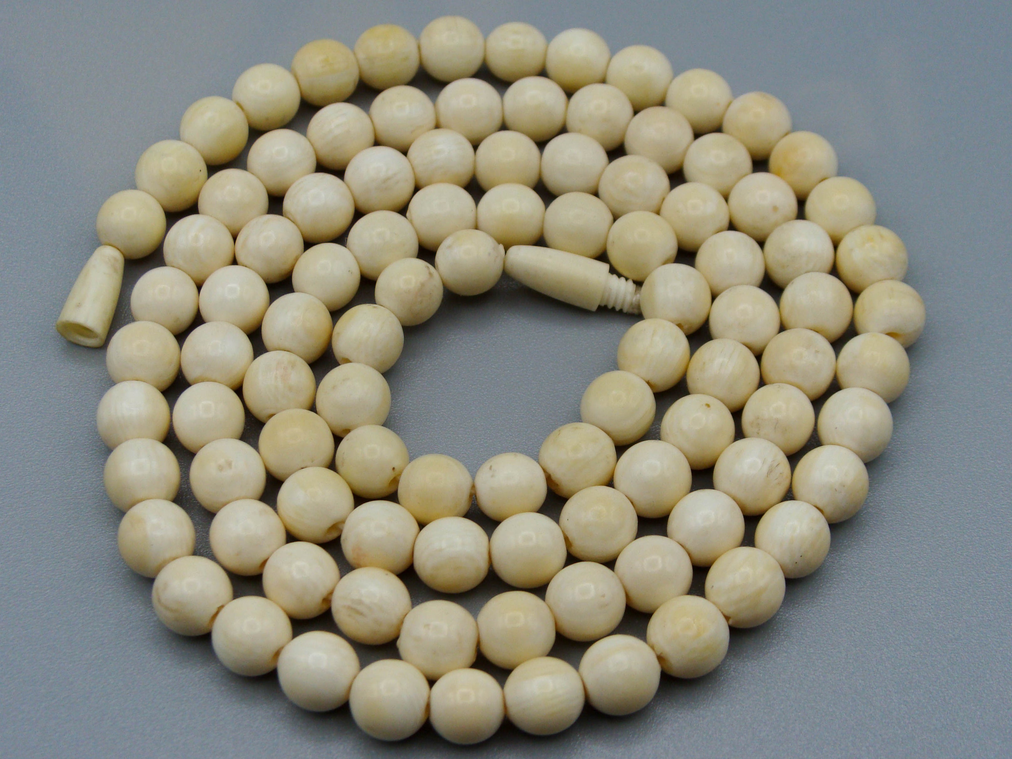 Antique Ivory, Natural Ivory, Ivory Necklace, Mediterranean Ivory, handcarved Ivory, Asien Ivory, Elephant Ivory, Ivory Chain