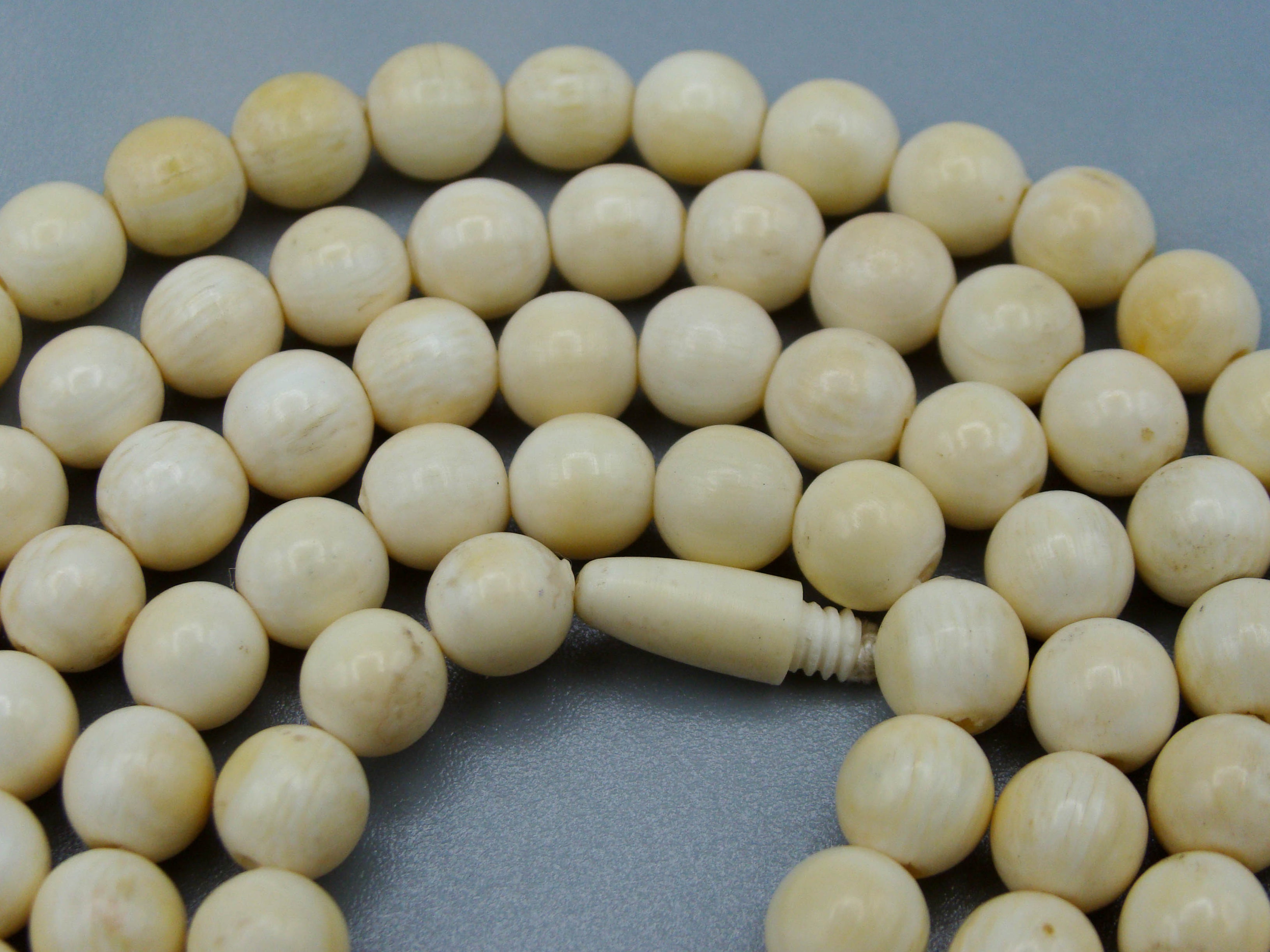 Antique Ivory, Natural Ivory, Ivory Necklace, Mediterranean Ivory, handcarved Ivory, Asien Ivory, Elephant Ivory, Ivory Chain