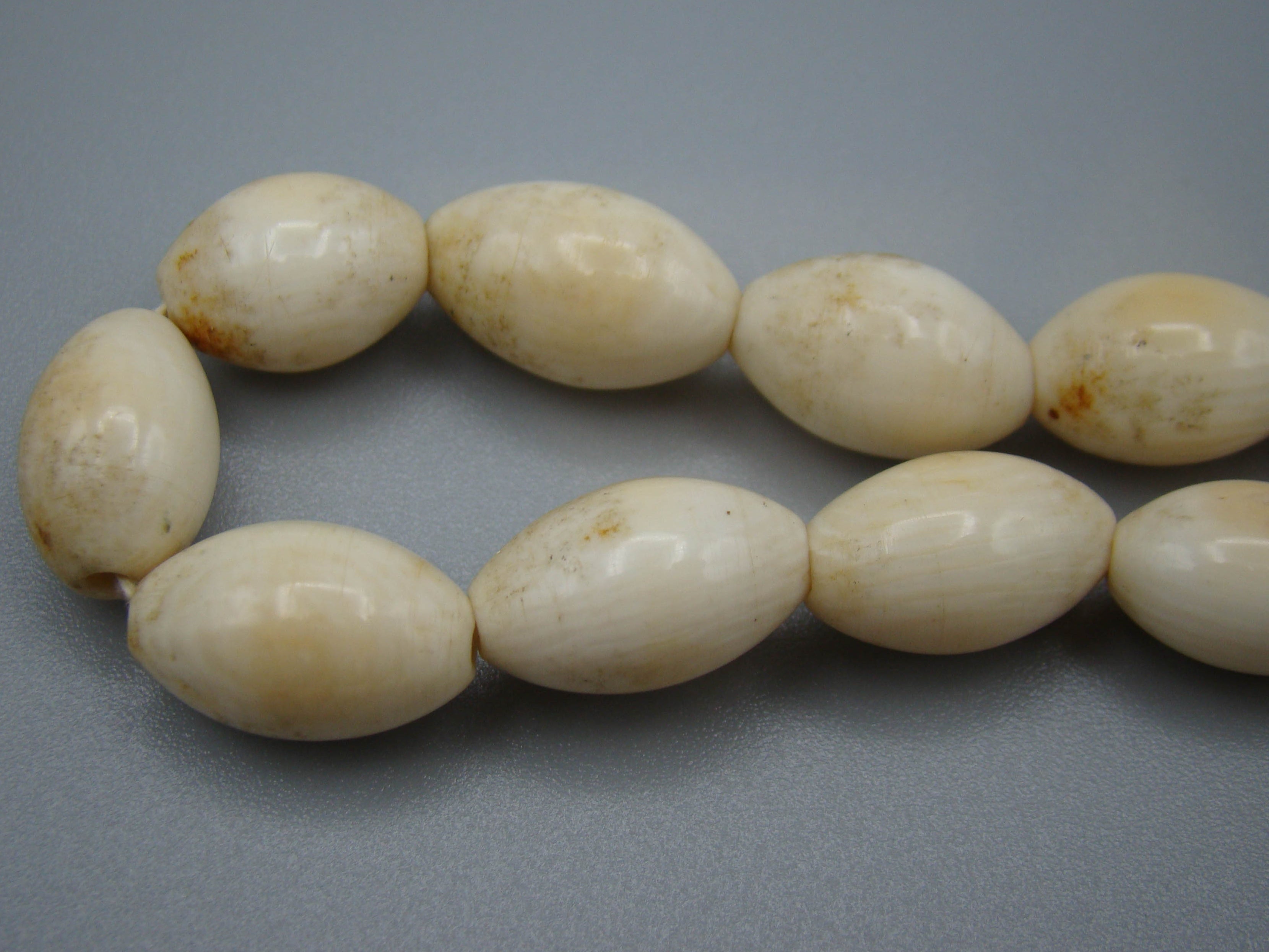 Antique Ivory, Natural Ivory, Mediterranean Ivory, handcarved Ivory, Asien Ivory, Elephant Ivory, Ivory Chain, Ivory necklace, Ivory Rosary, Rosary beads,  مسبحة, Masbaha, Muslim prayer beads