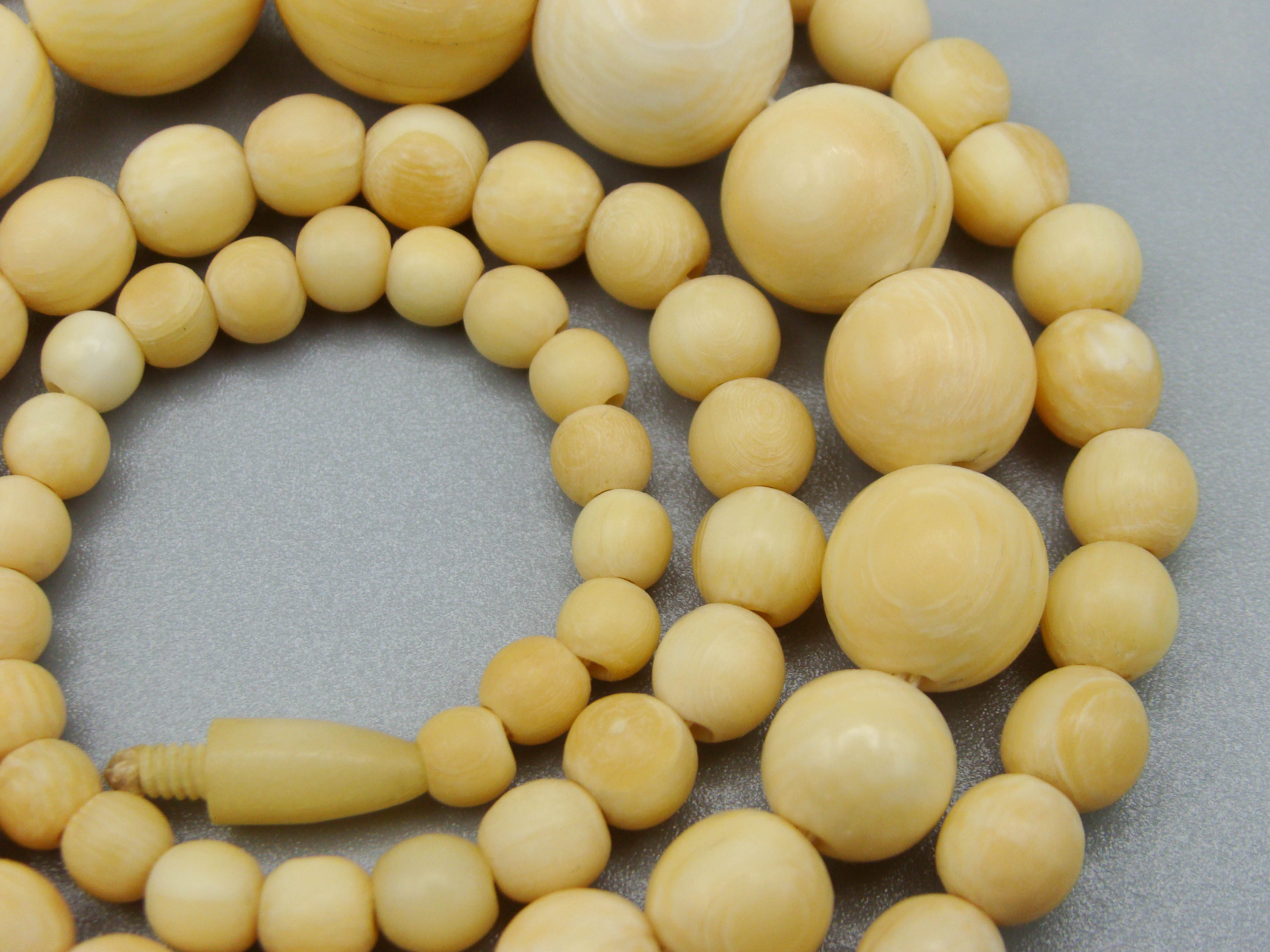 Antique Ivory, Natural Ivory, Ivory Necklace, Mediterranean Ivory, handcarved Ivory, Asien Ivory, Elephant Ivory, Ivory Chain