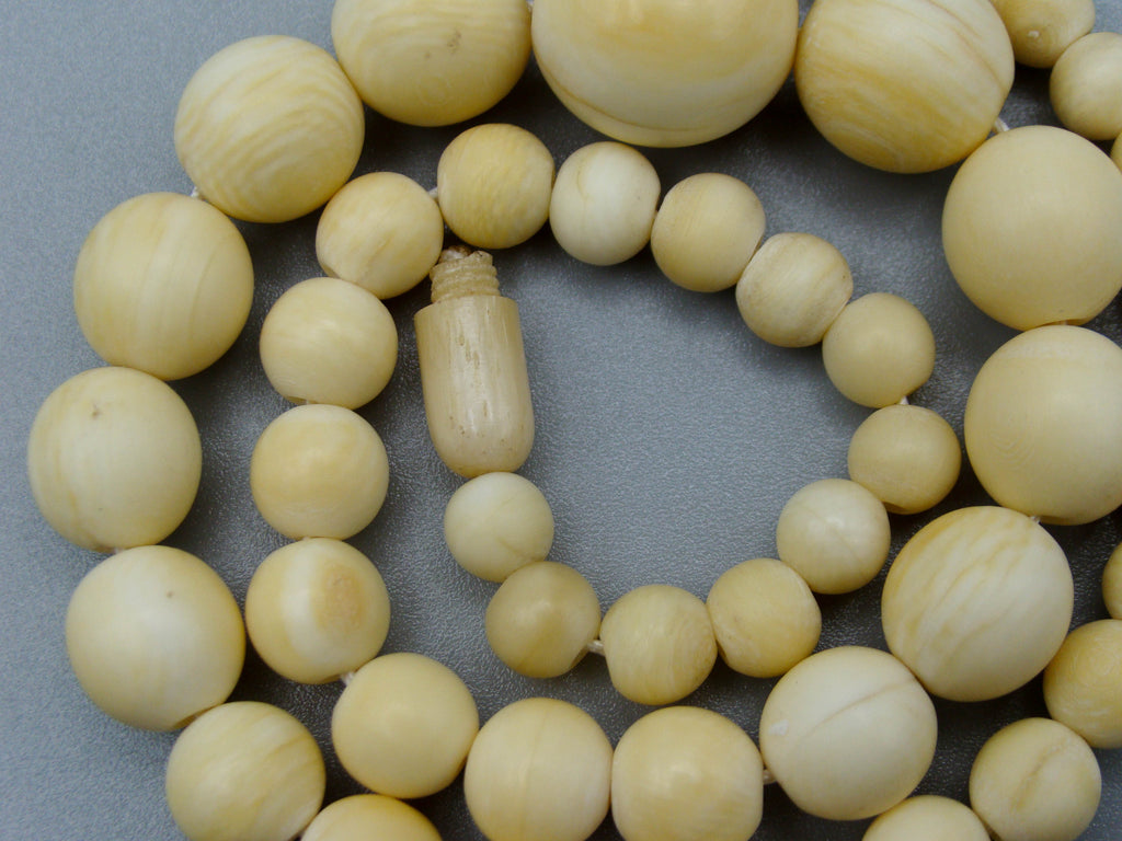 Antique Ivory, Natural Ivory, Ivory Necklace, Mediterranean Ivory, handcarved Ivory, Asien Ivory, Elephant Ivory, Ivory Chain