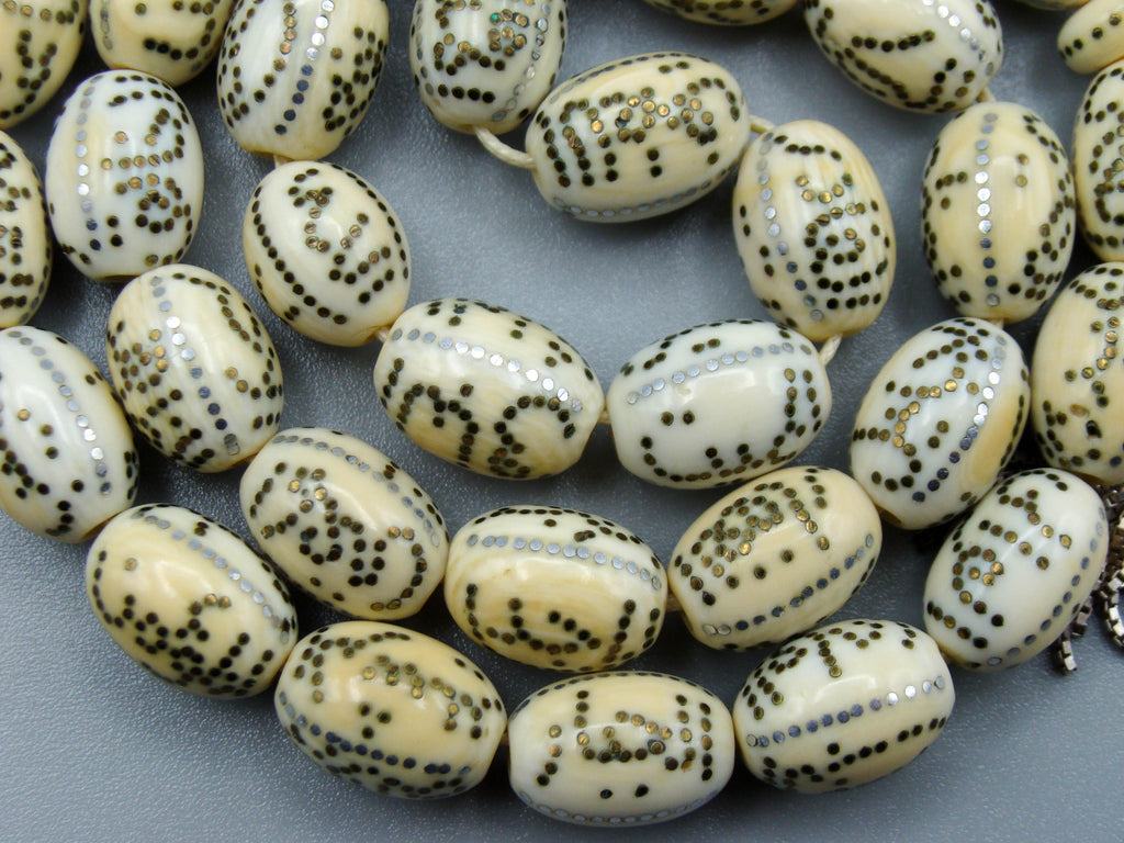 Antique Ivory, Natural Ivory, Mediterranean Ivory, handcarved Ivory, Asien Ivory, Elephant Ivory, Ivory Chain, Ivory necklace, Ivory Rosary, Rosary beads,  مسبحة, Masbaha, Muslim prayer beads, Sterling Silver