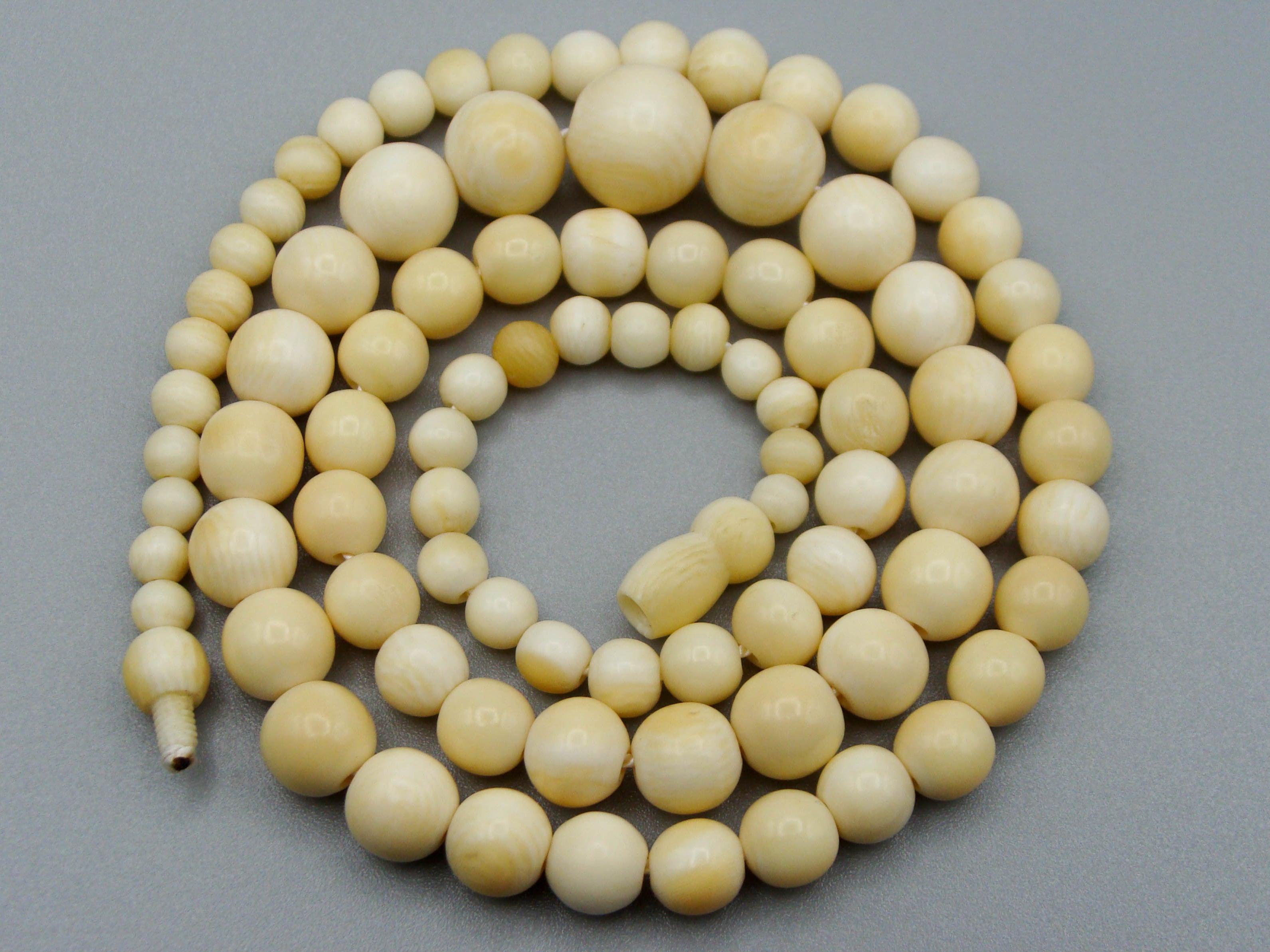 Antique Ivory, Natural Ivory, Ivory Necklace, Mediterranean Ivory, handcarved Ivory, Asien Ivory, Elephant Ivory, Ivory Chain