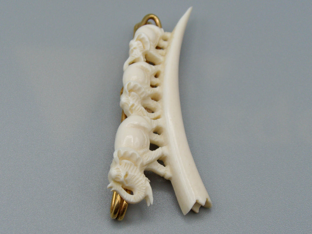 Antique Ivory, Natural Ivory, Ivory neck tie, Ivory cravat, Mediterranean Ivory, handcarved Ivory, Asien Ivory, Elephant Ivory