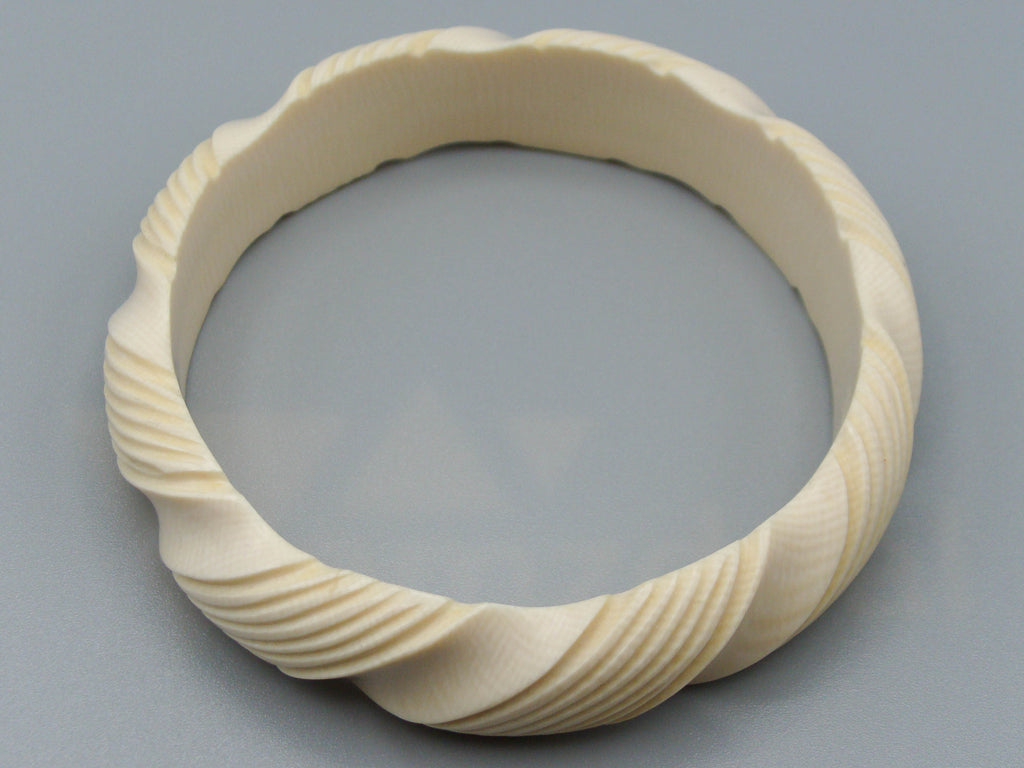 Antique Ivory, Natural Ivory, Ivory Bracelet, Mediterranean Ivory, handcarved Ivory, Asien Ivory, Elephant Ivory