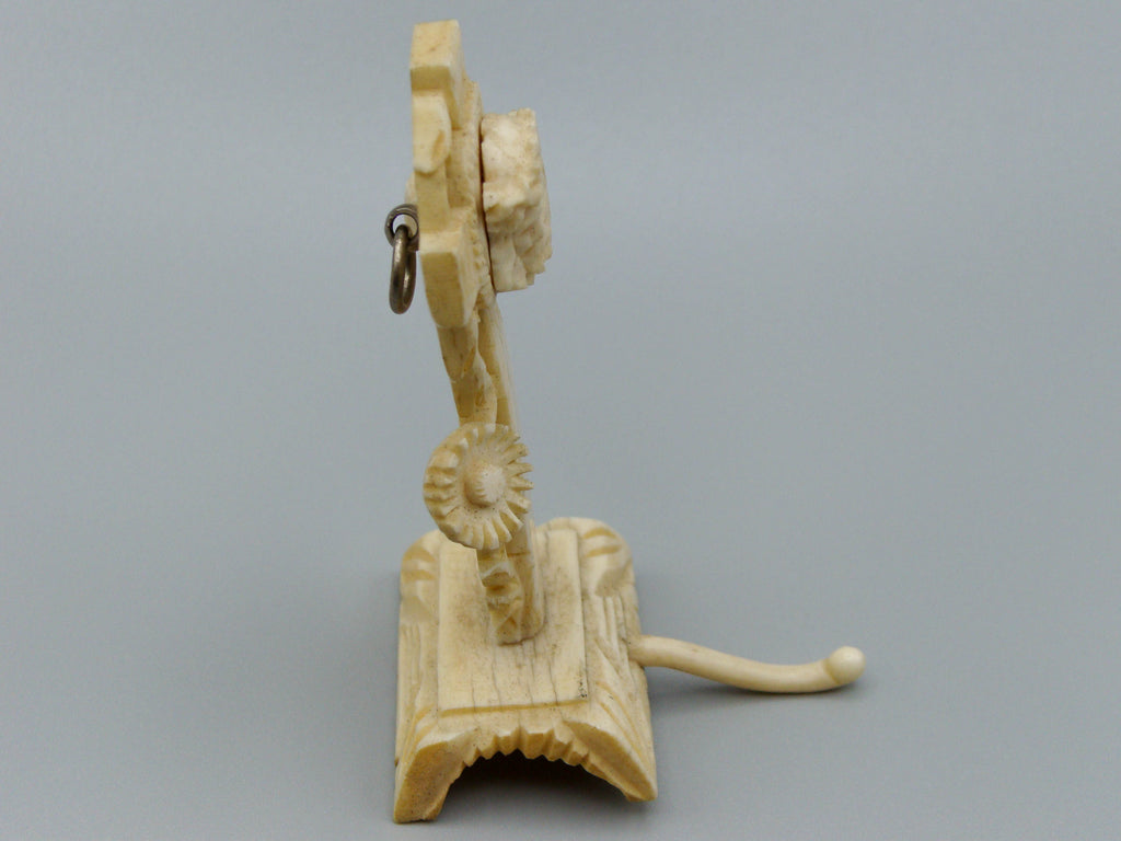 Antique Ivory, Natural Ivory, Ivory Figurine, Mediterranean Ivory, handcarved Ivory, Asien Ivory, Elephant Ivory