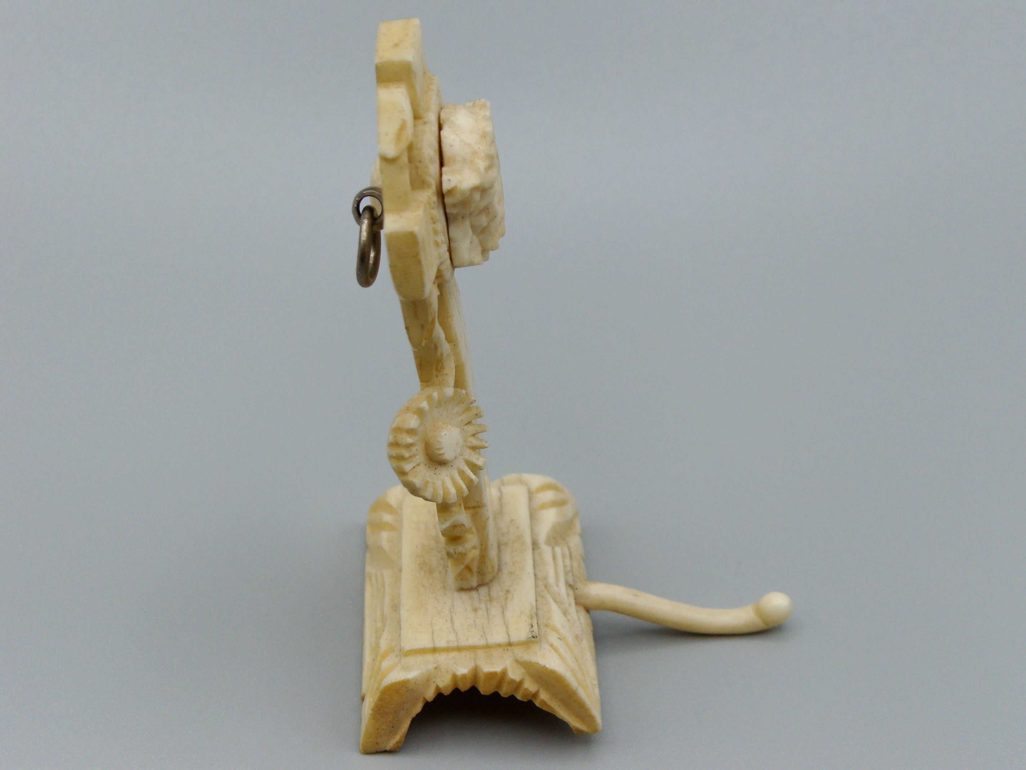 Antique Ivory, Natural Ivory, Ivory Figurine, Mediterranean Ivory, handcarved Ivory, Asien Ivory, Elephant Ivory