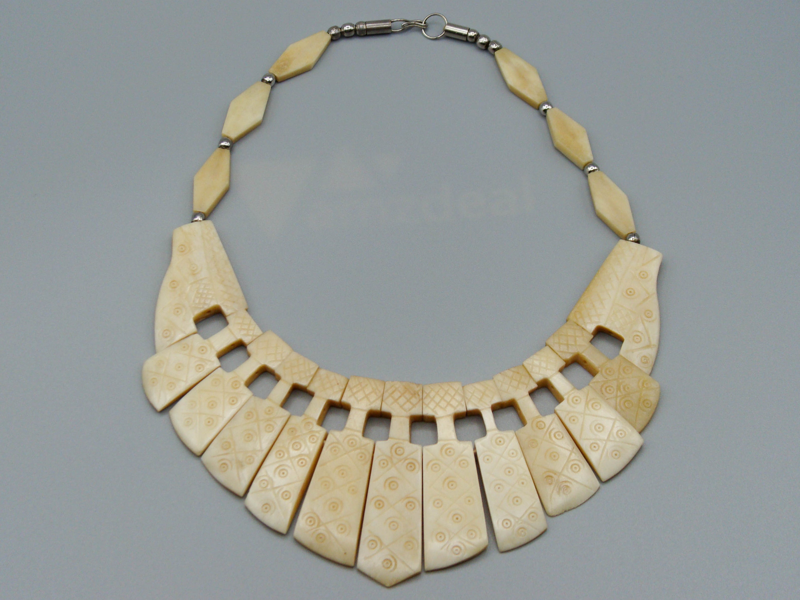 Antique Bone, Natural Bone, Bone necklace, Mediterranean Bone, handcarved bone, Asien Bone