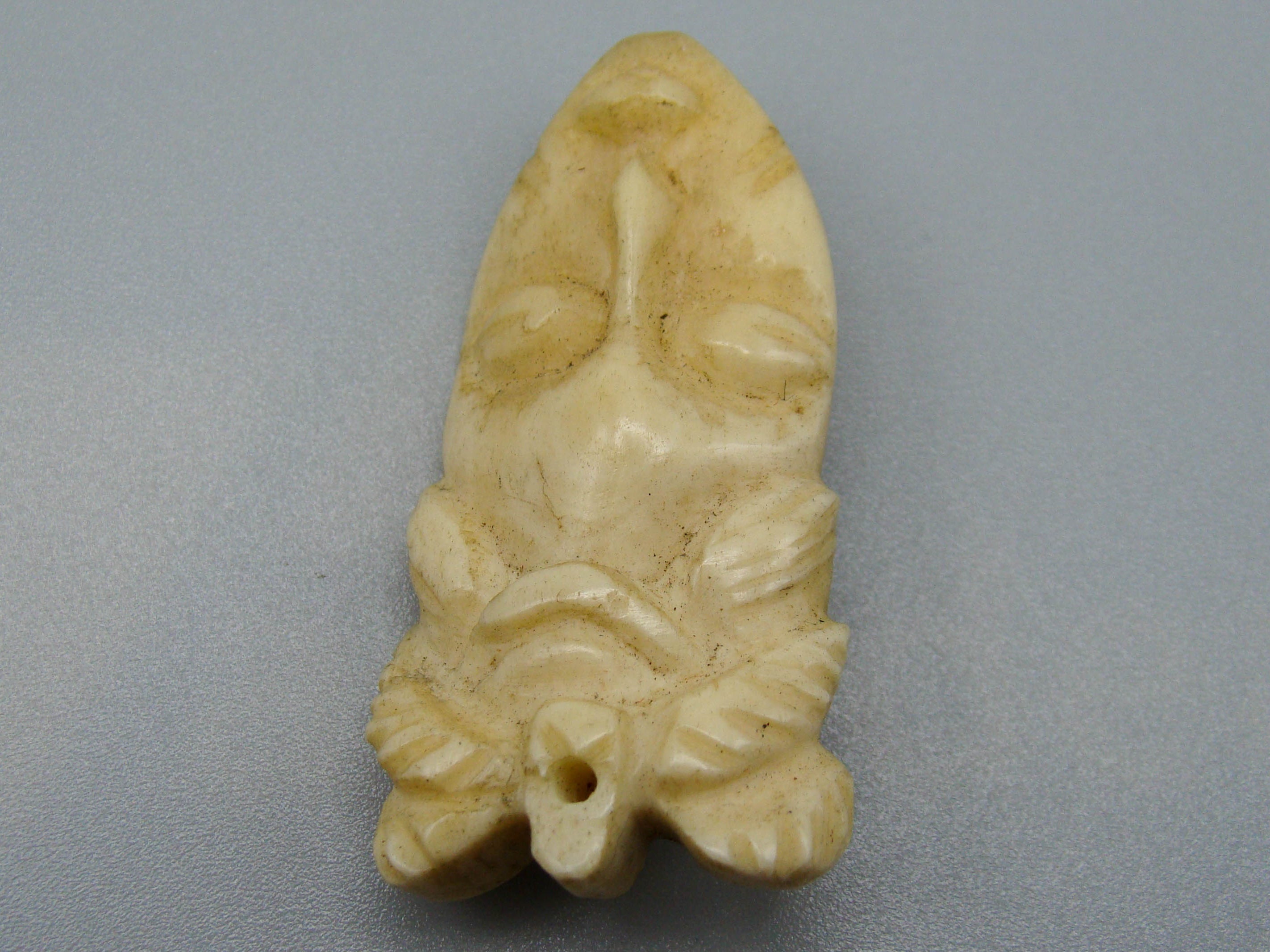 Antique Bone, Natural Bone, Animal bone, Bone pendant, Mediterranean bone, handcarved bone, Asien bone