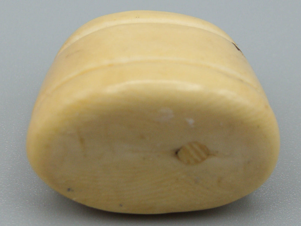 Antique Ivory, Natural Ivory, Mediterranean Ivory, handcarved Ivory, Asien Ivory, Elephant Ivory, Ivory Chain, Ivory Pendant