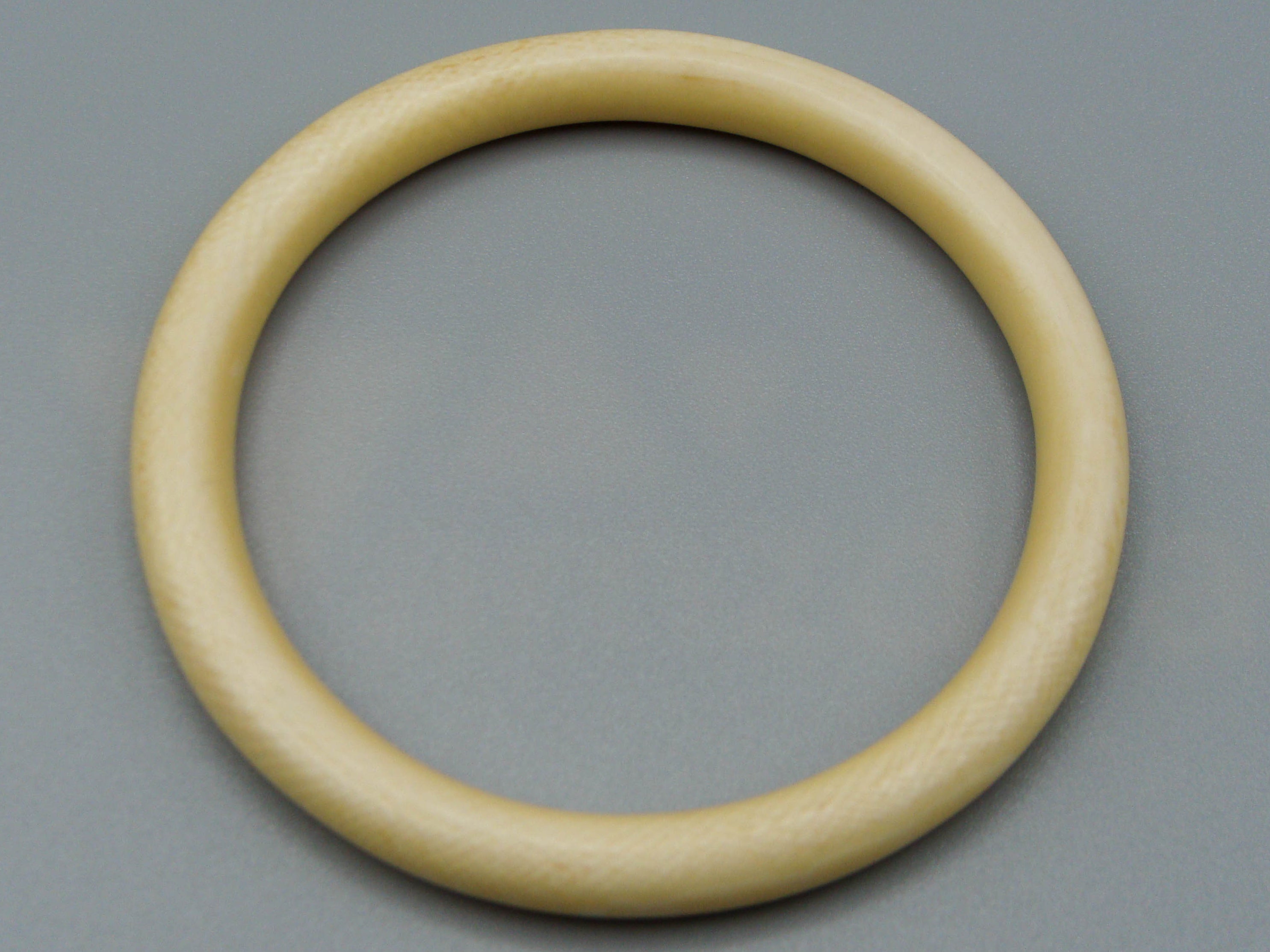 Antique Ivory, Natural Ivory, Ivory Bracelet, Mediterranean Ivory, handcarved Ivory, Asien Ivory, Elephant Ivory