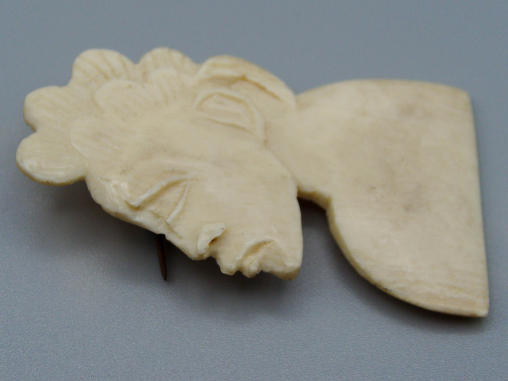 Antique Ivory, Natural Ivory, Ivory Brooch, Mediterranean Ivory, handcarved Ivory, Asien Ivory, Elephant Ivory