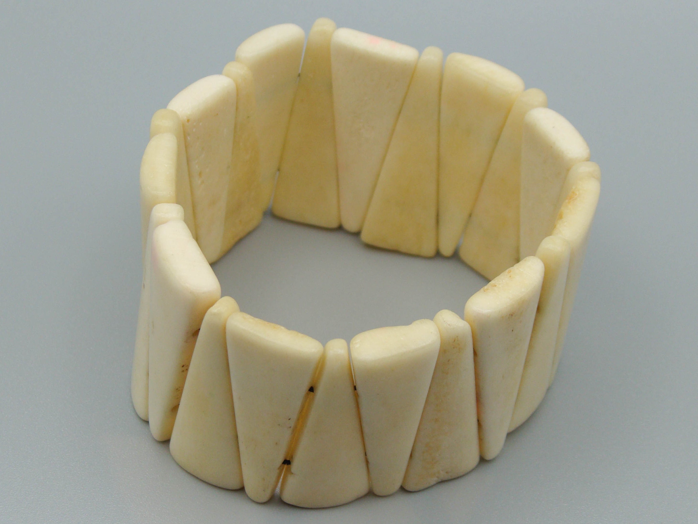Antique Bone, Natural Bone, Animal bone, Bone bracelet, Mediterranean bone, handcarved bone, Asien bone