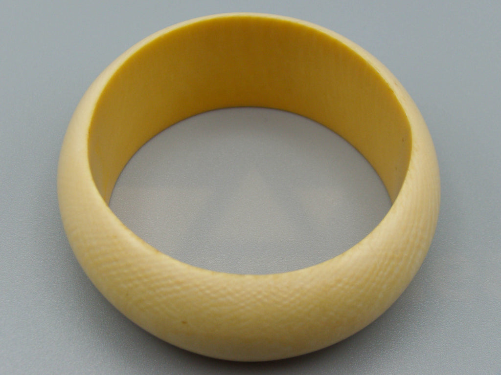 Antique Ivory, Natural Ivory, Ivory Bracelet, Mediterranean Ivory, handcarved Ivory, Asien Ivory, Elephant Ivory