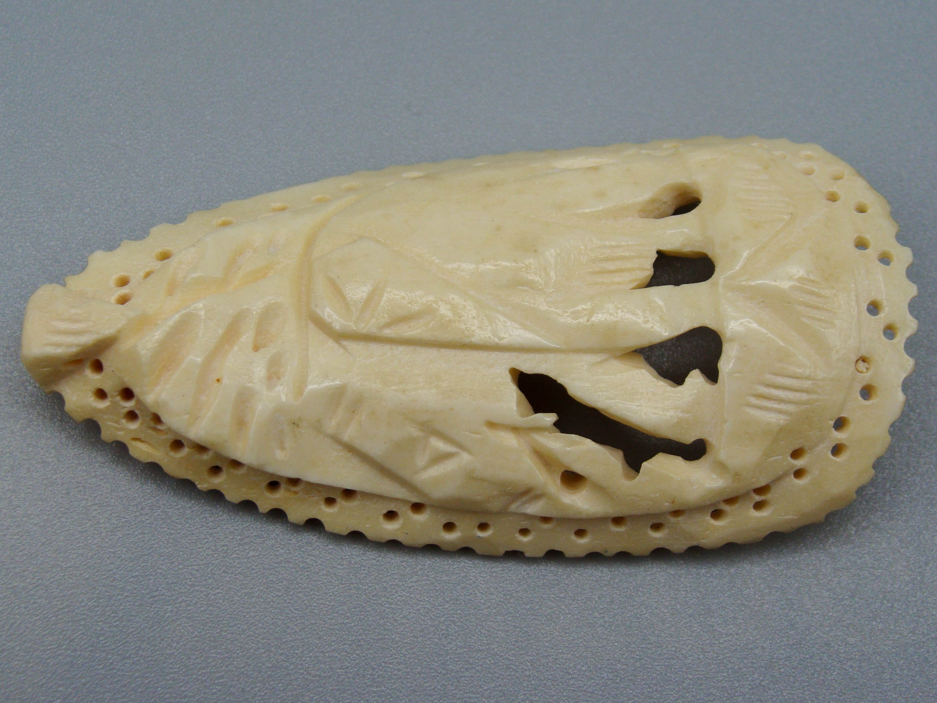 Antique Bone, Natural Bone, Bone Cameo, Mediterranean Bone, handcarved Bone, Asien Bone